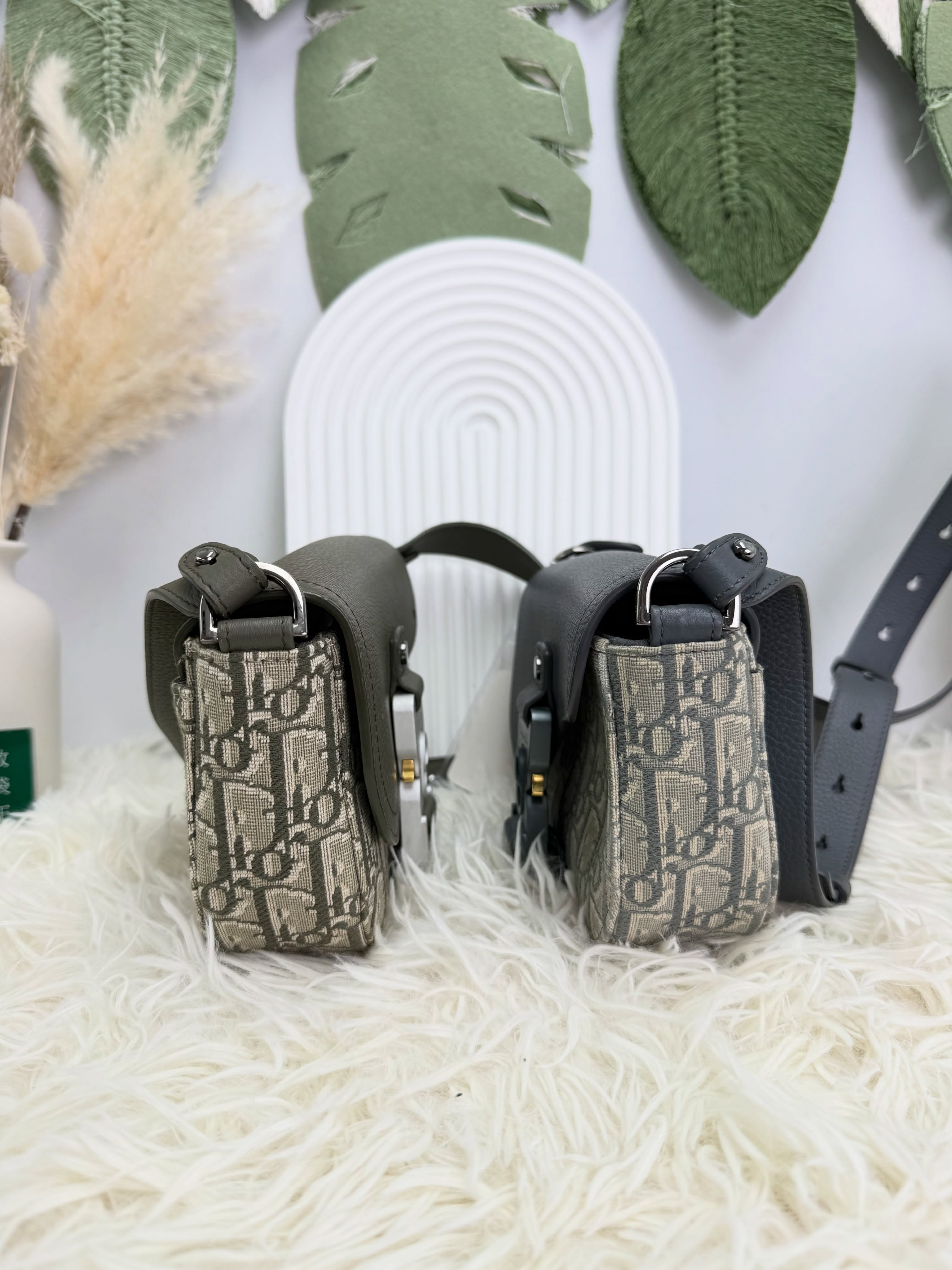 Dior👜 PRE OWNED 🛍️橄欖綠色老花郵差包 有盒有塵袋🌲