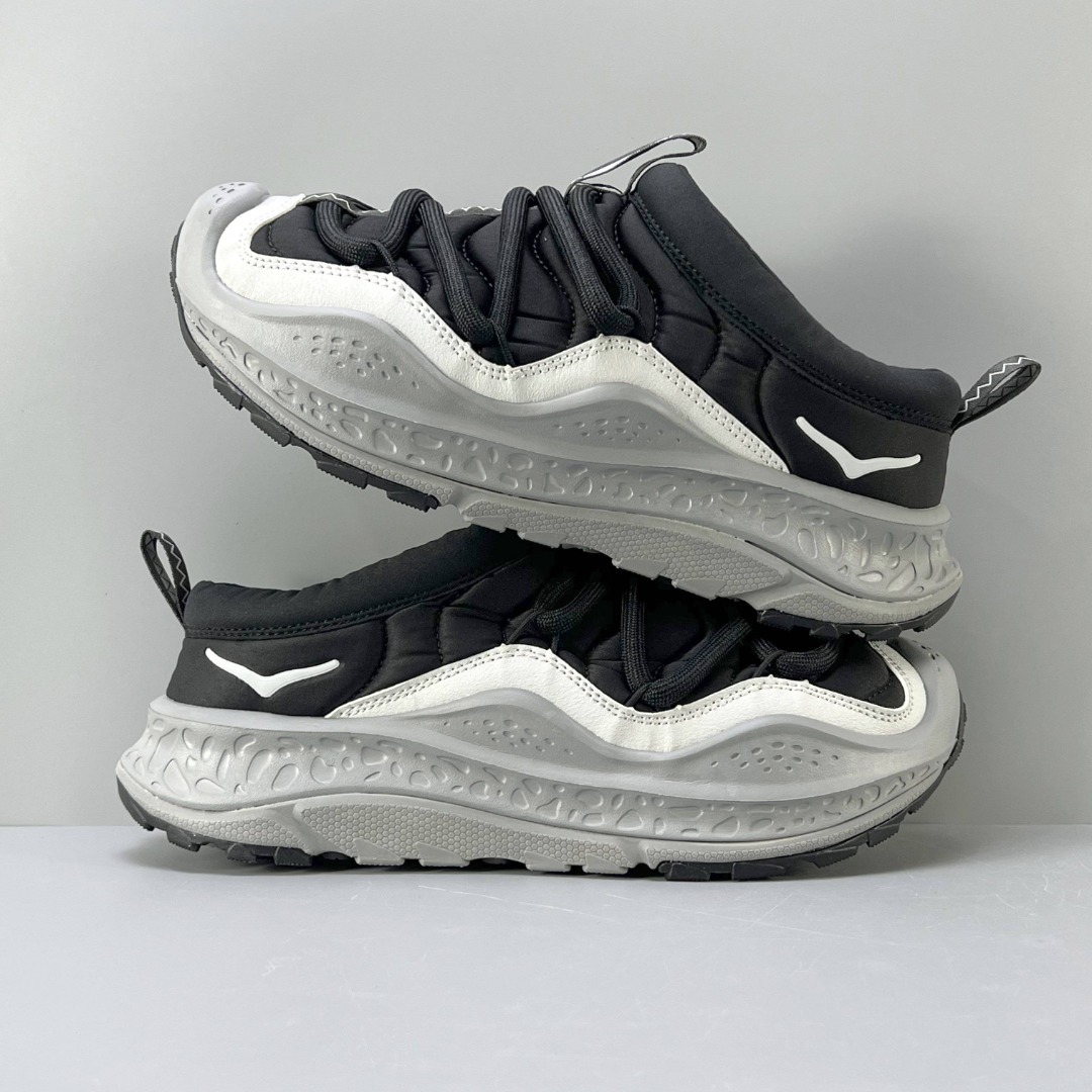 Hoka One One Ora Primo 