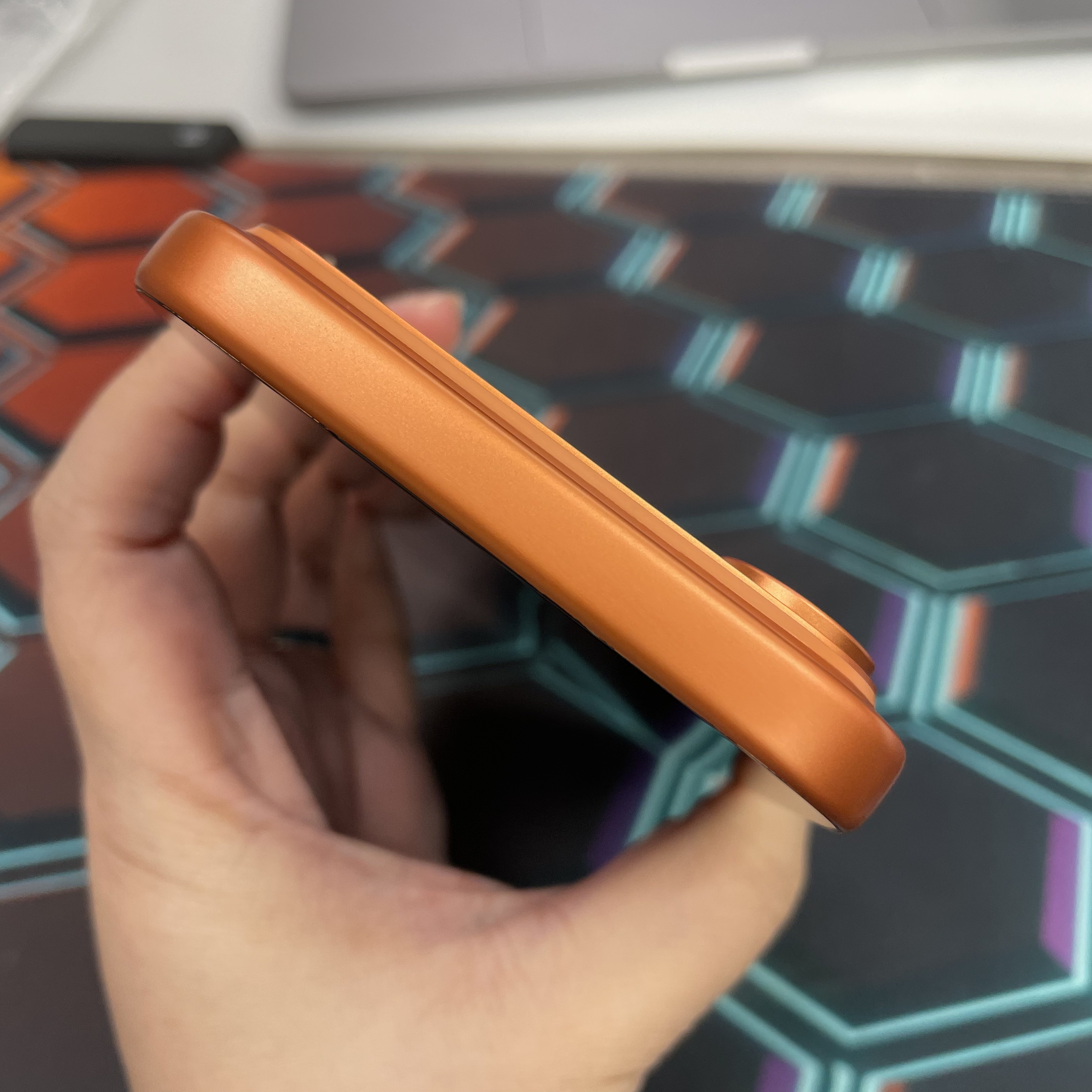 *7828 17 Pro max 完美機 2TB 電97 橙色 orange