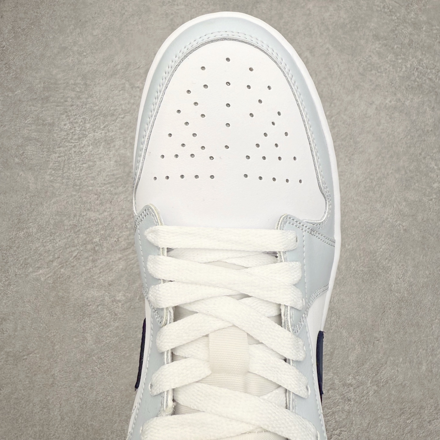 Air Jordan 1 Low 553558-146