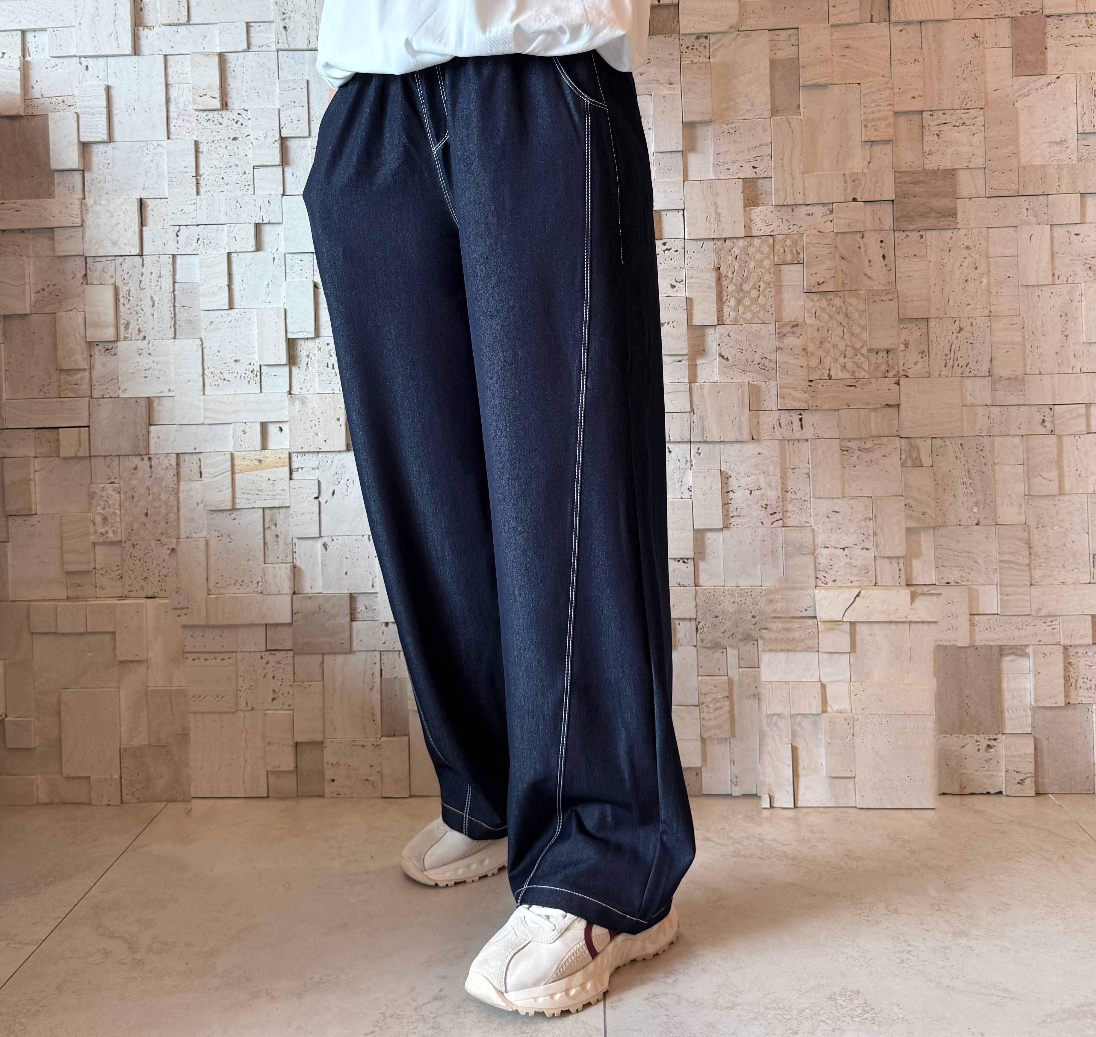 B00570 薄料混棉牛仔布闊褲