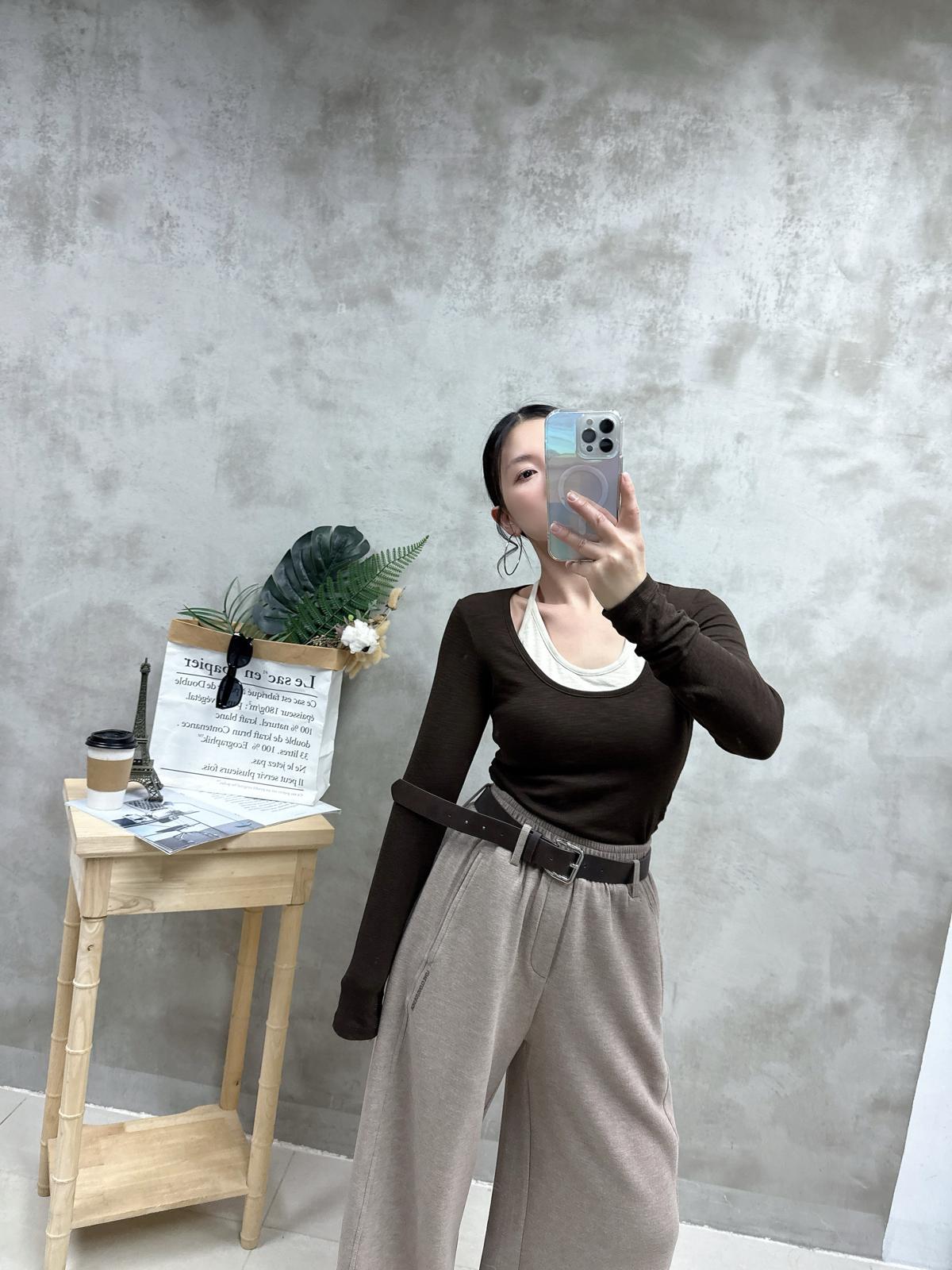 H09 假兩件拼色Top