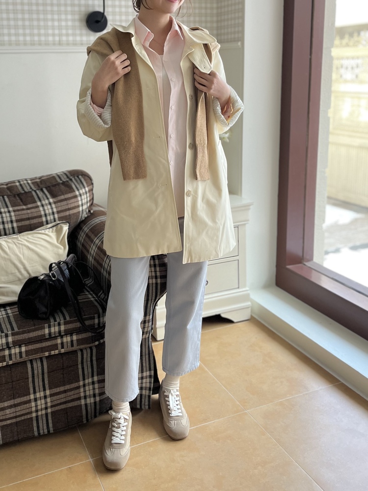 Stripe-Lined Relaxed Trench Coat (Cream)