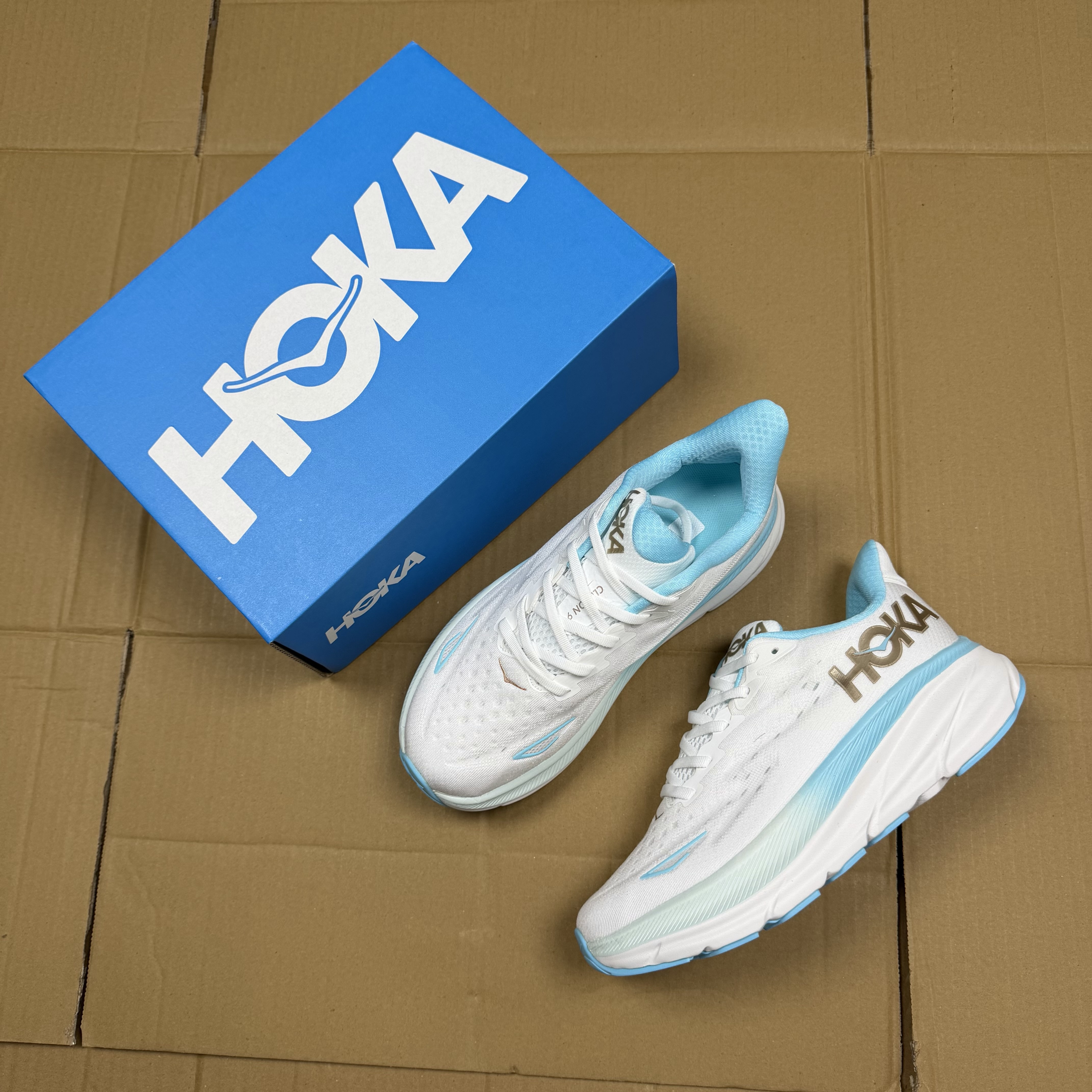 Hoka Clifton 9