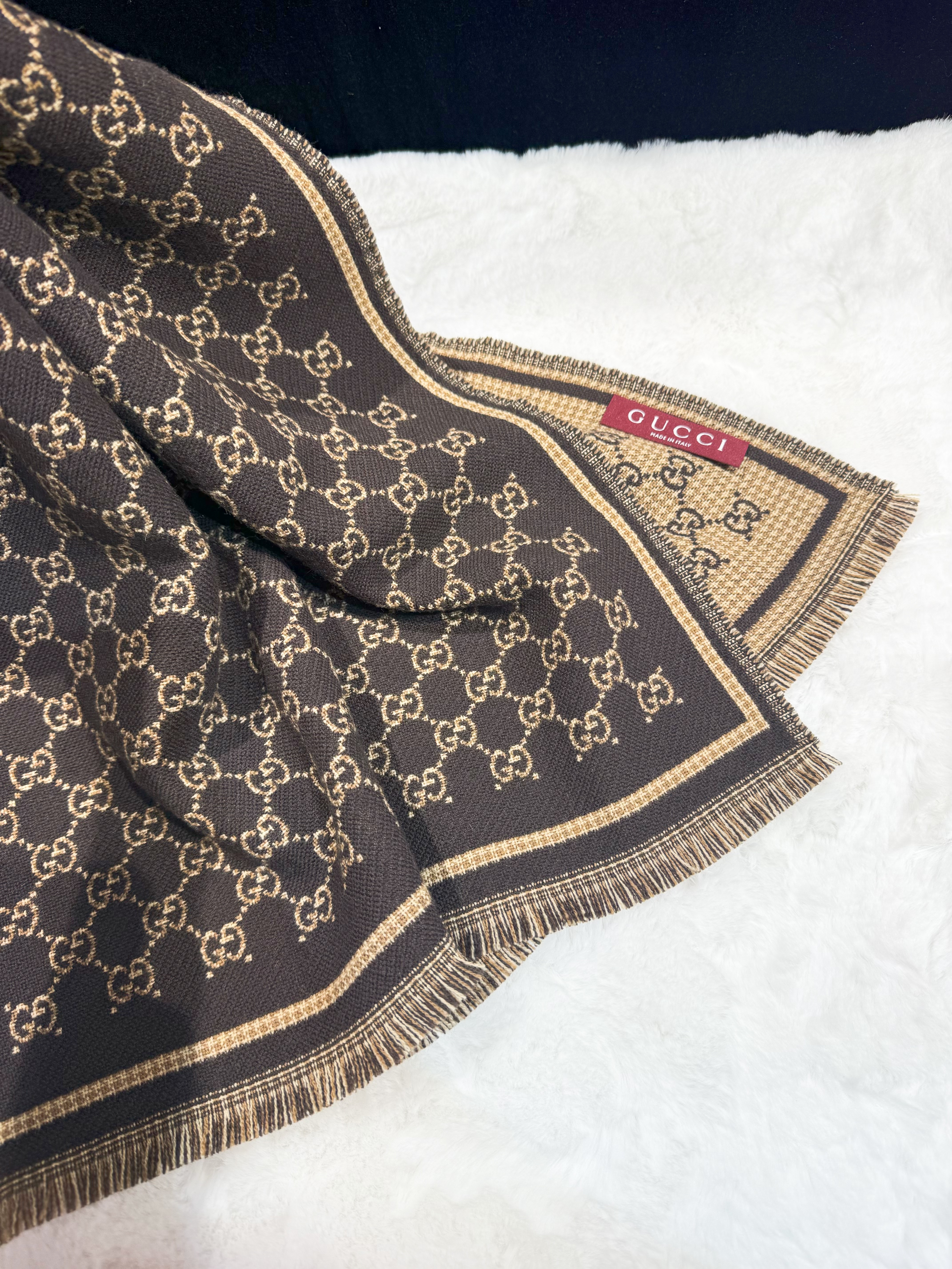 Gucci scarf 836264/brown