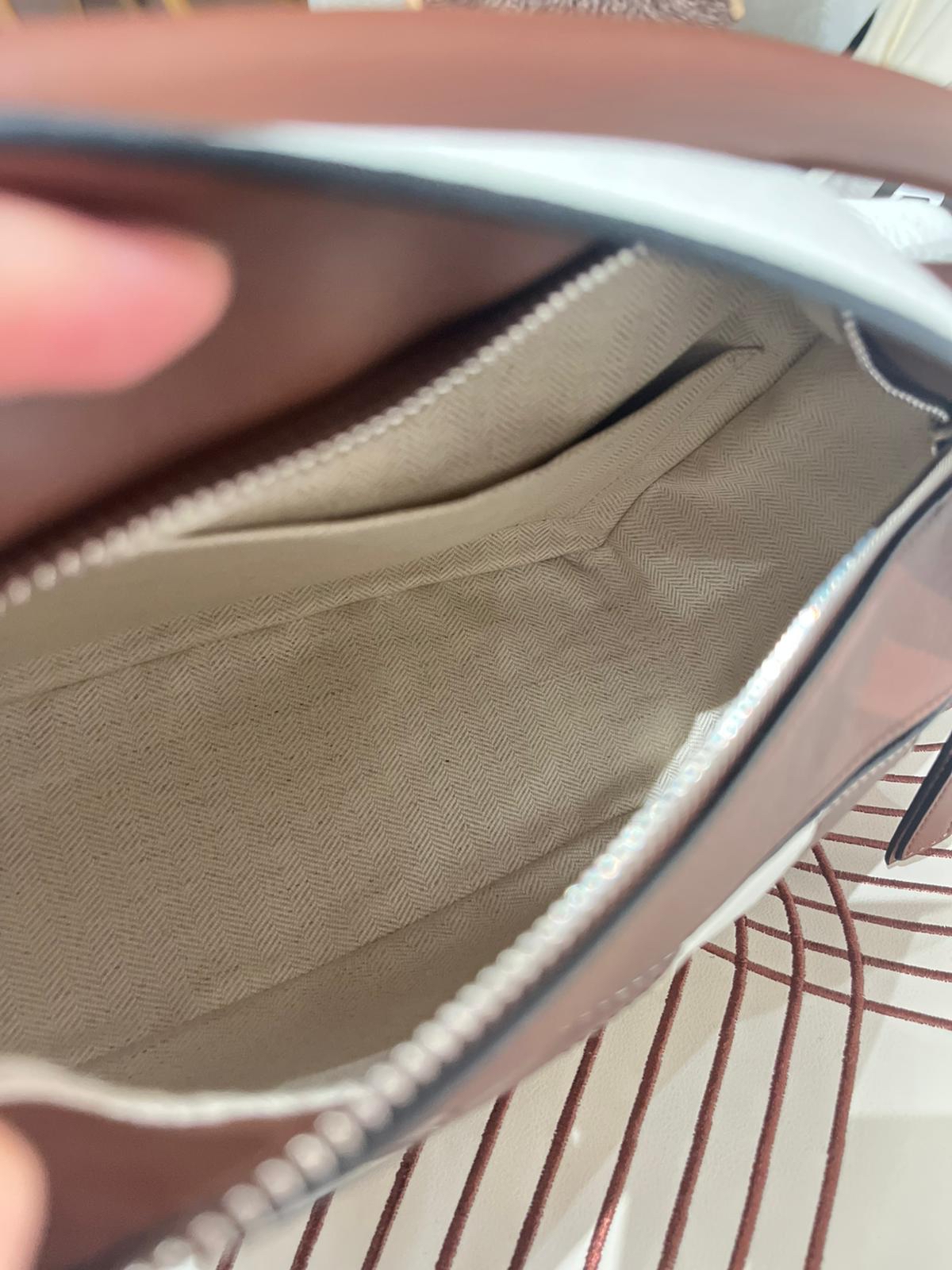 Loewe puzzle small calfskin 100%Authentic,98%new ✅strap✅booklet✅dust bag