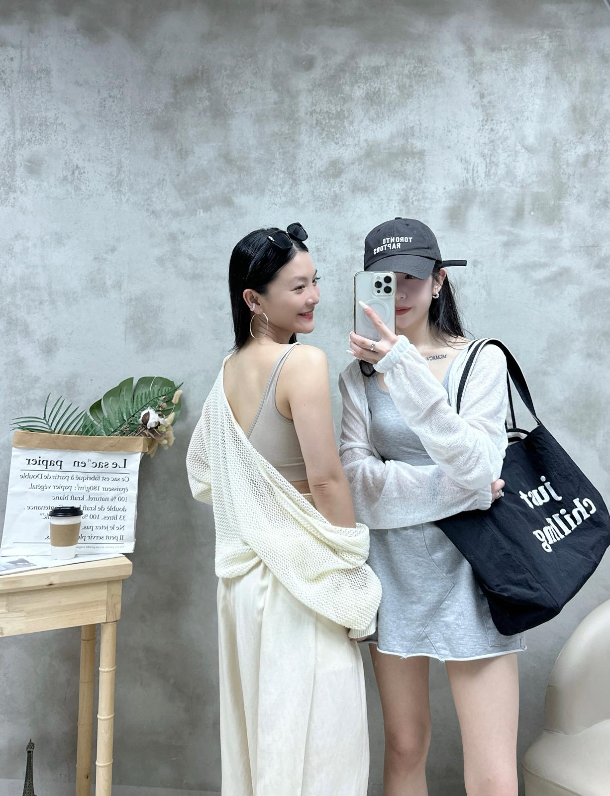 R10 大U背方領Bra top