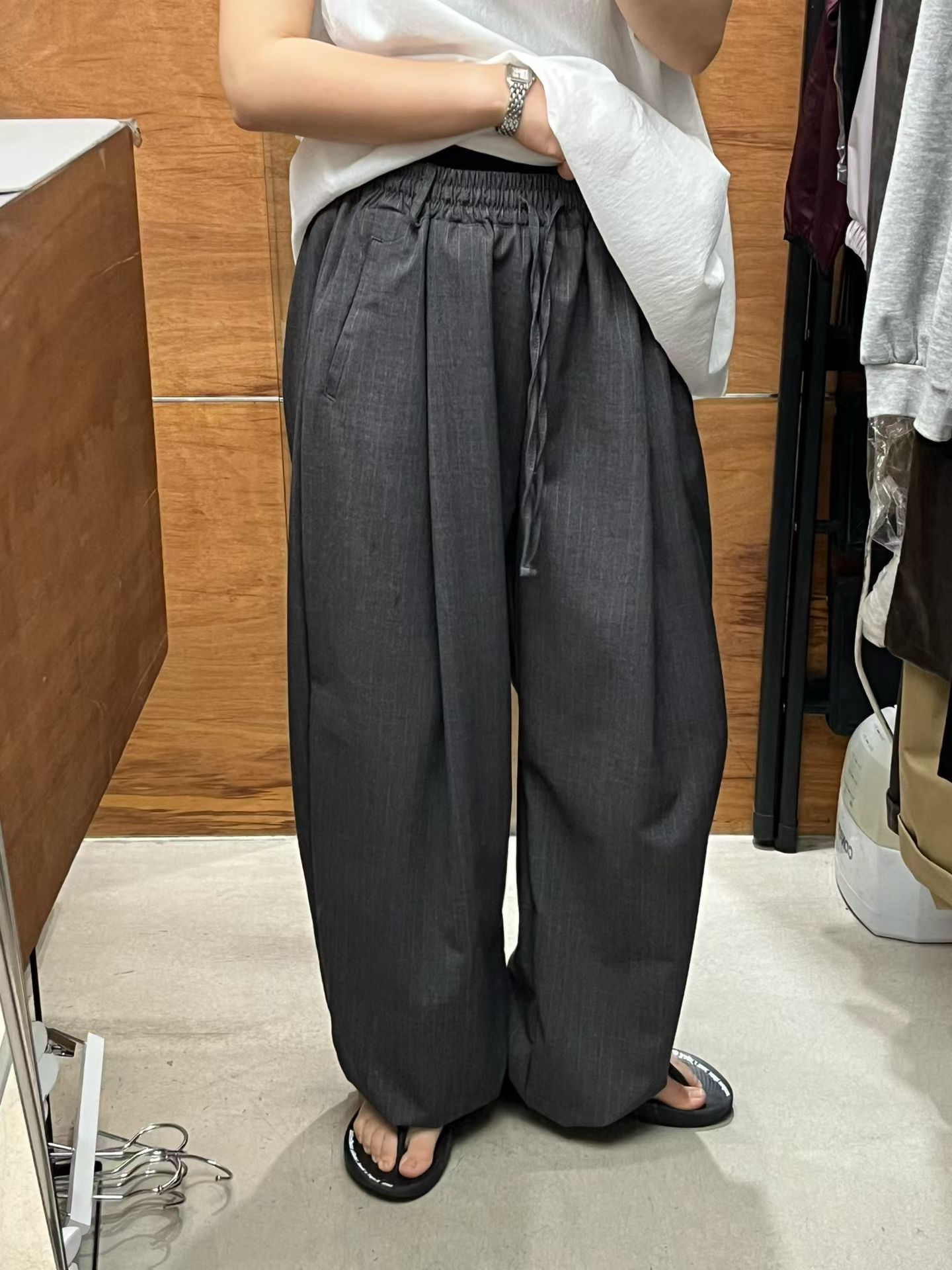 時尚寬鬆條紋休閒褲