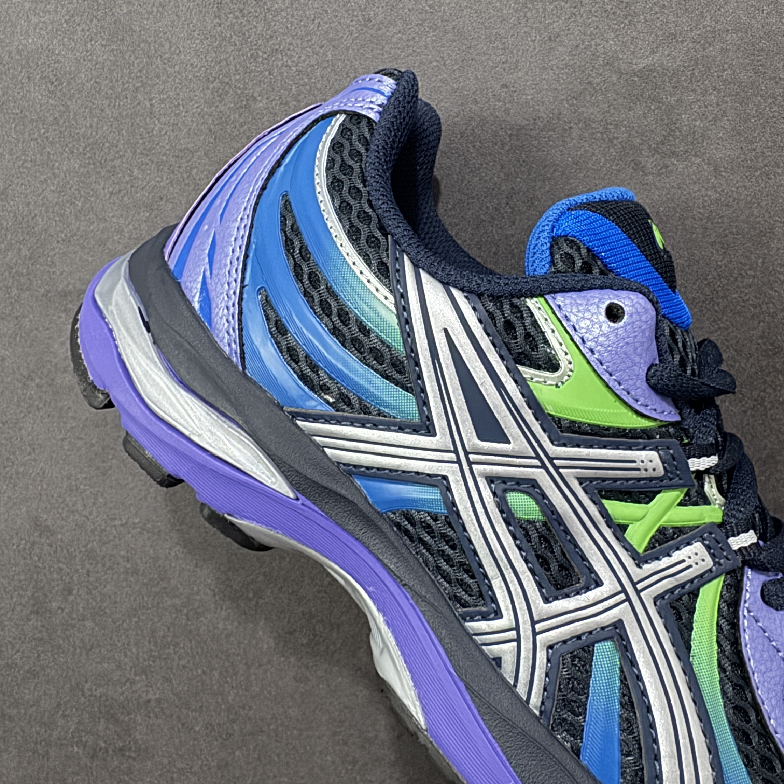 Asics Gel-Sekiran 1203A782-400