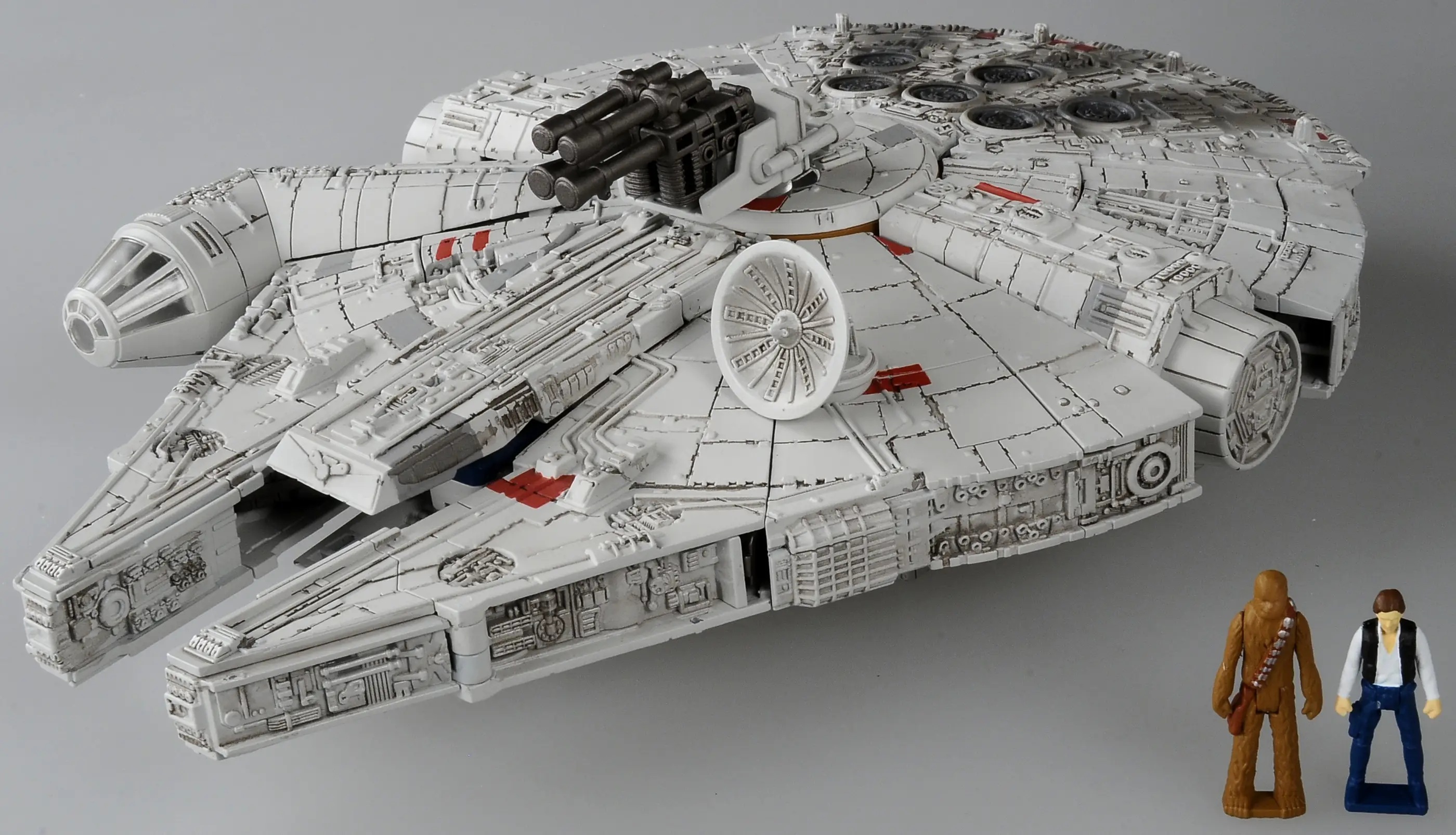 Star Wars/Transformers 02 Millennium Falcon