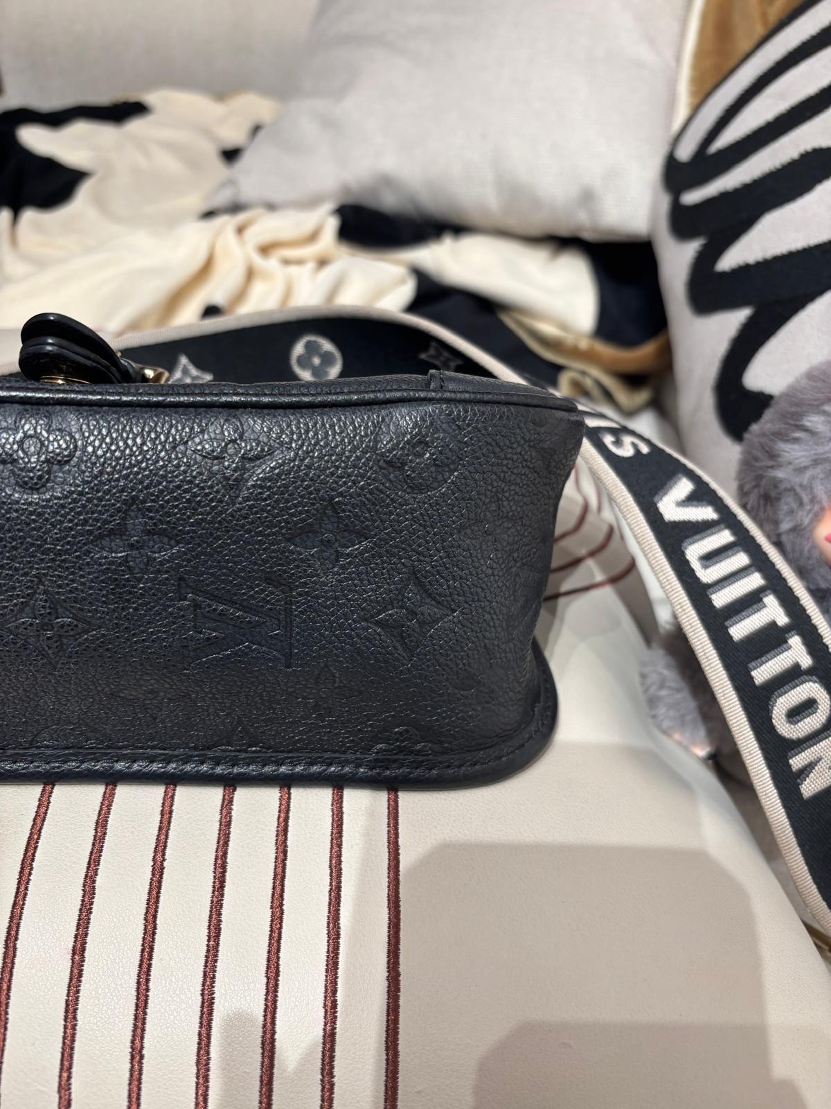 LV Diane Crossbody Bag 100%Authentic, 88%New ✅Dust bag