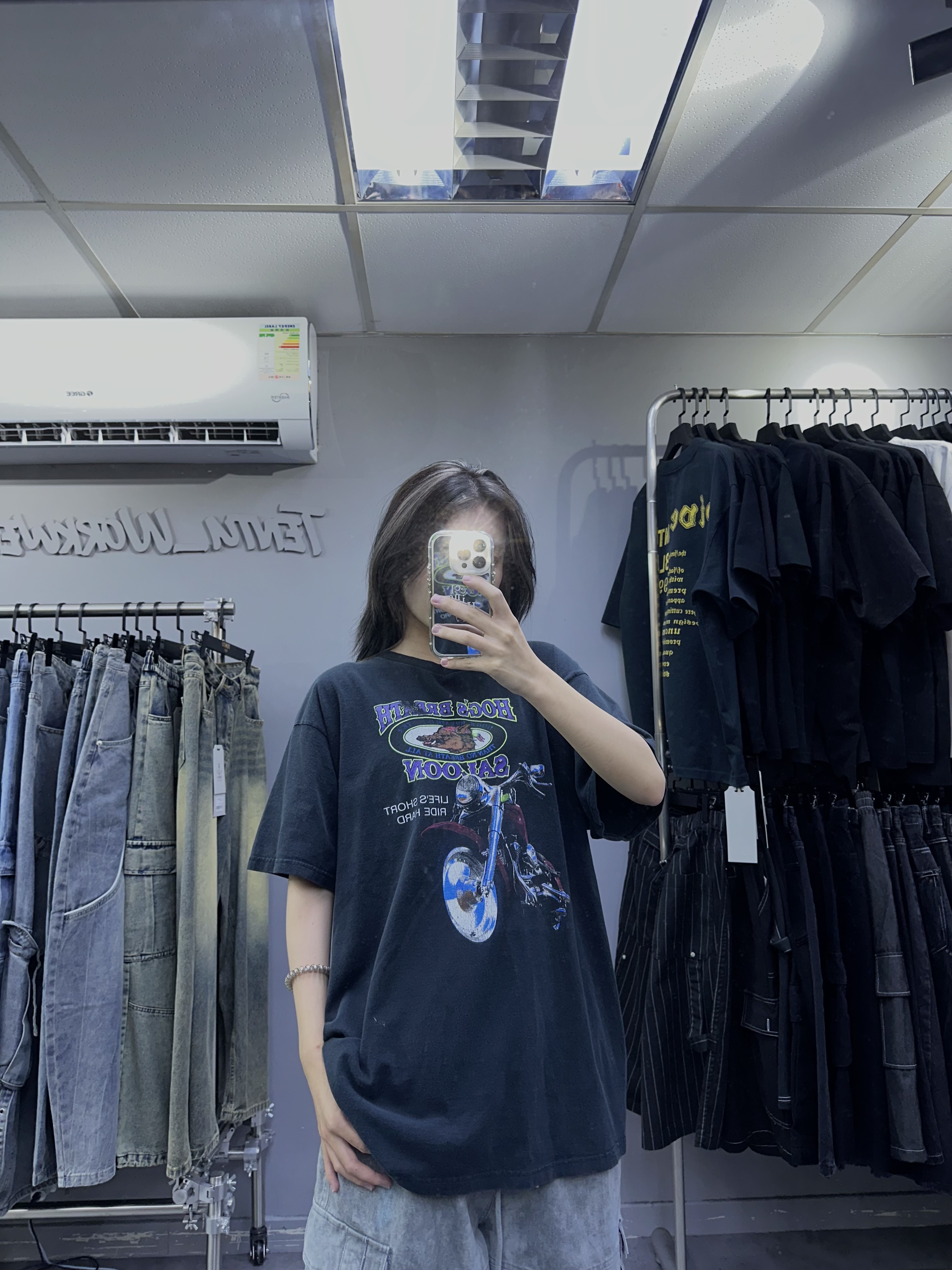 Vintage Tee - L