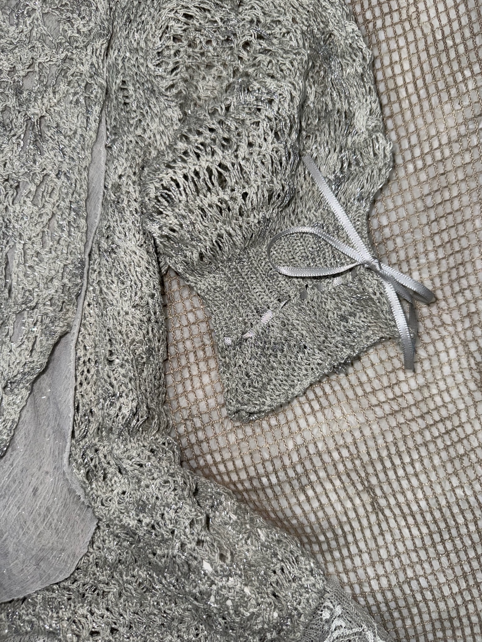 Vintage Mori Silver Ruffled Lace Bolero Shrug