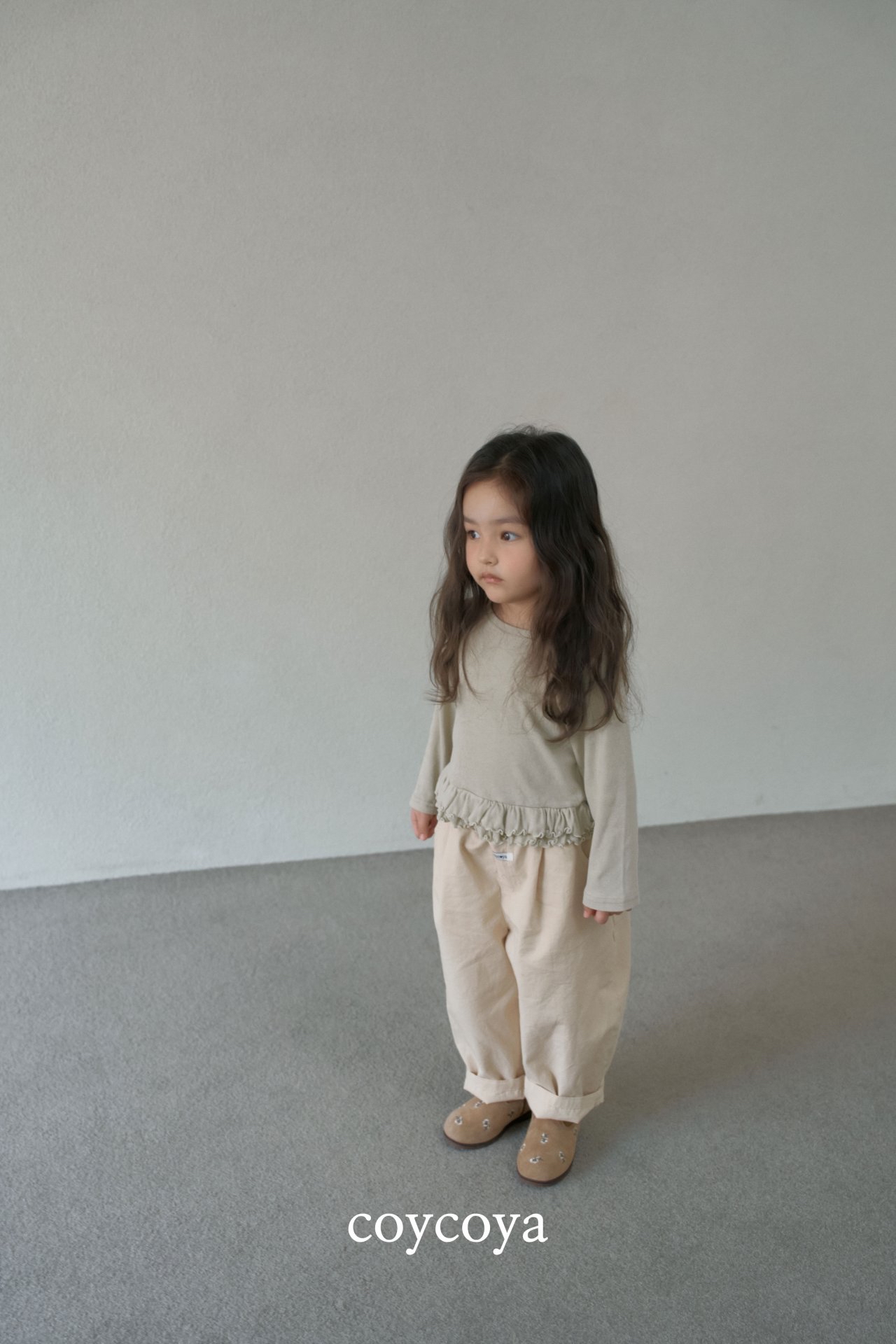 🌸預訂 韓國直送🌸🇰🇷COYCOYA兩色標籤復古寬鬆弧形長褲