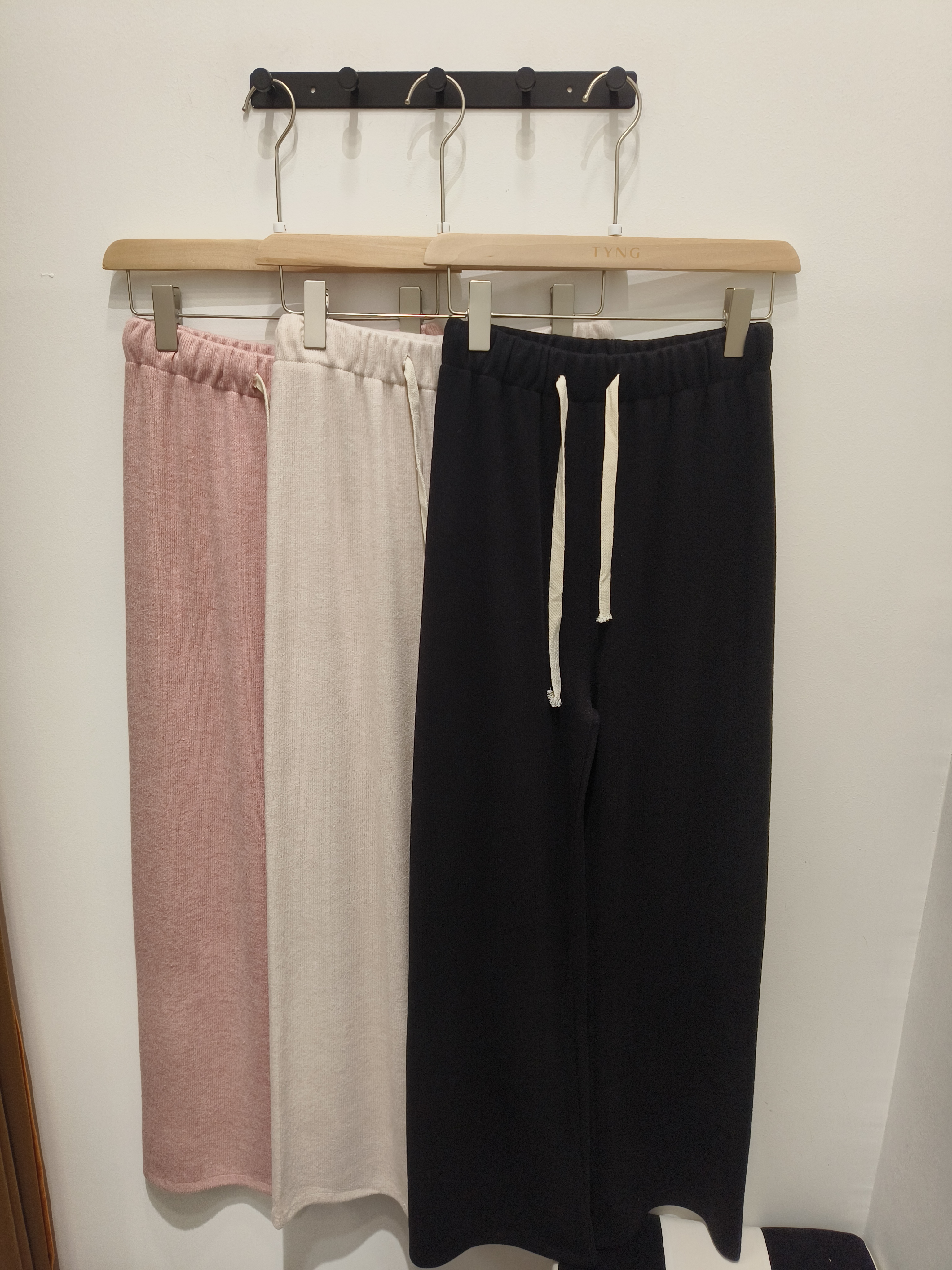 压纹羊绒长裤 Comfy Wool Pants