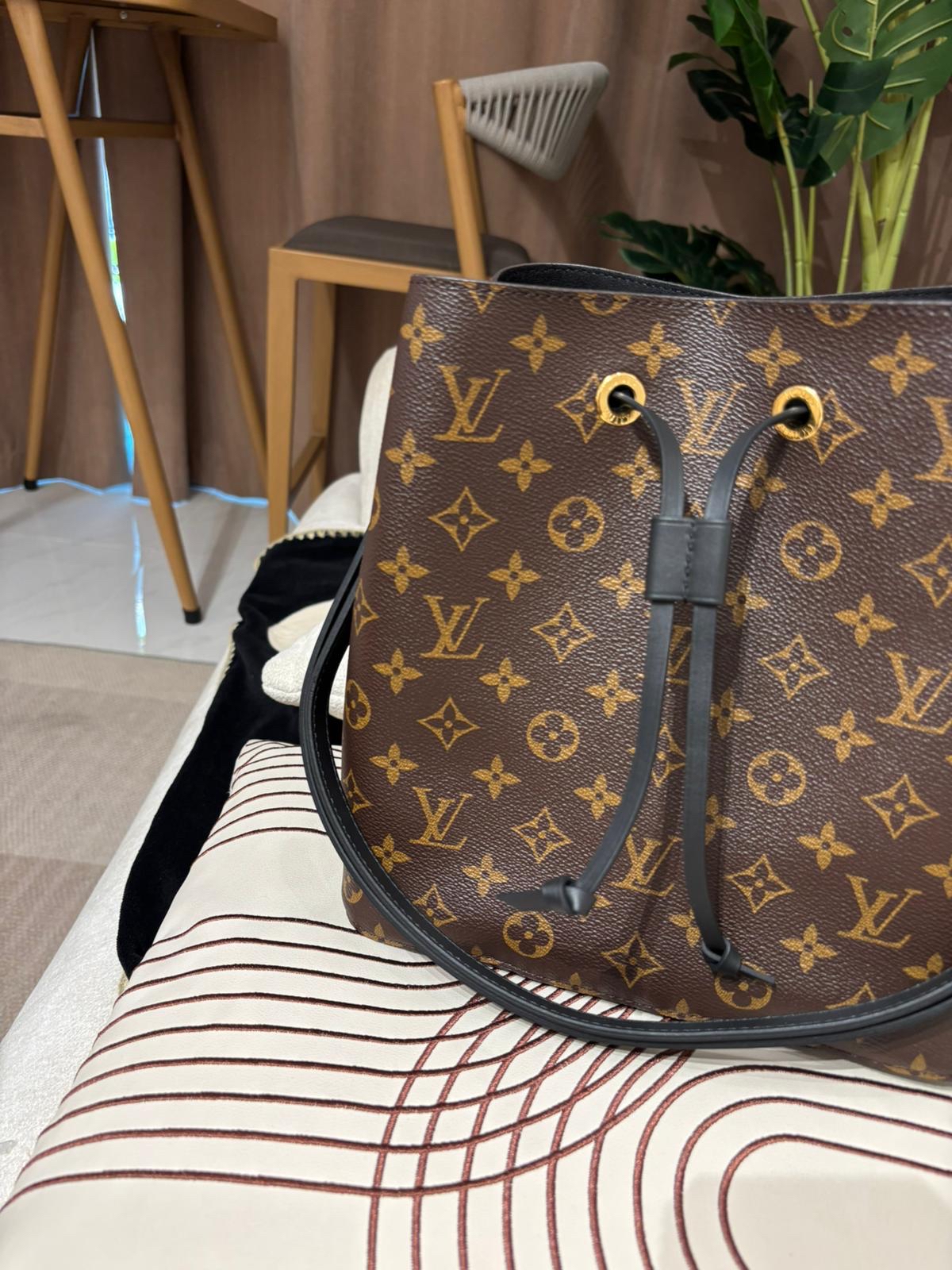 Lv Neonoe bucket bag NéoNoé MM  M44020 100%Authentic, 98%new ✅dust bag 