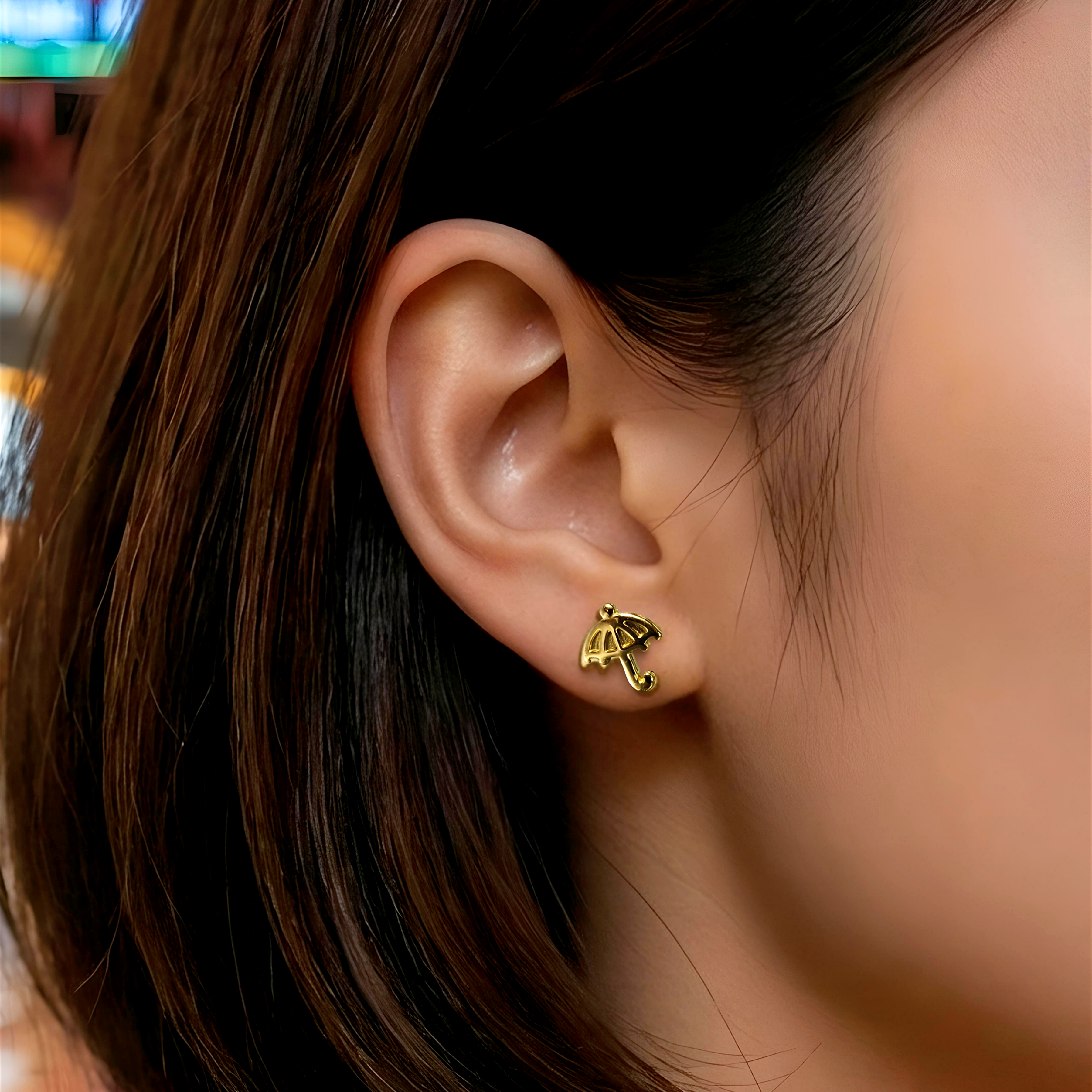 Timeless Umbrella | 恆久之傘 - 真空電鍍金色鋼耳環