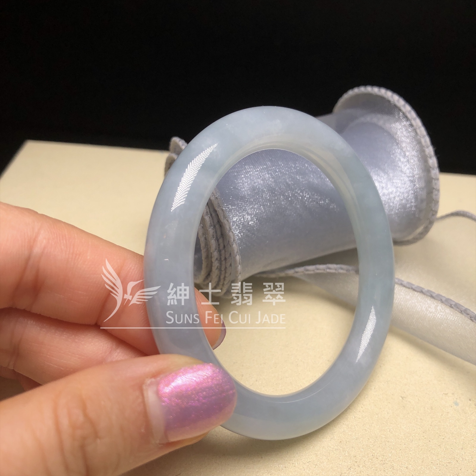 會卡白雲天圓鐲52.9mm  C06234