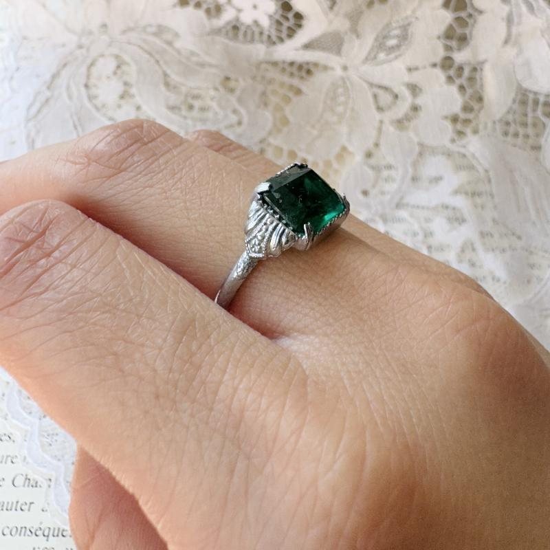 European Mid-Century Art Deco Style Faceted Emerald Glass SIlver Tone Ring - HK ring size 10 （AX145）
