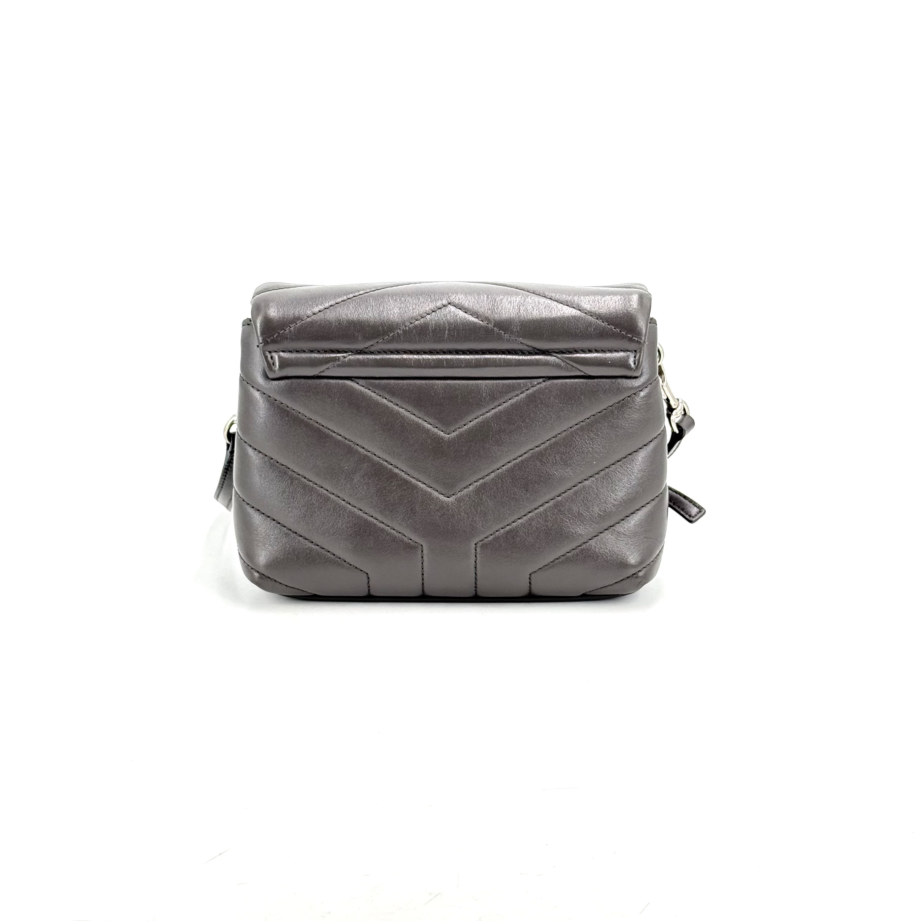 【預訂貨品】YSL 灰色豆腐包