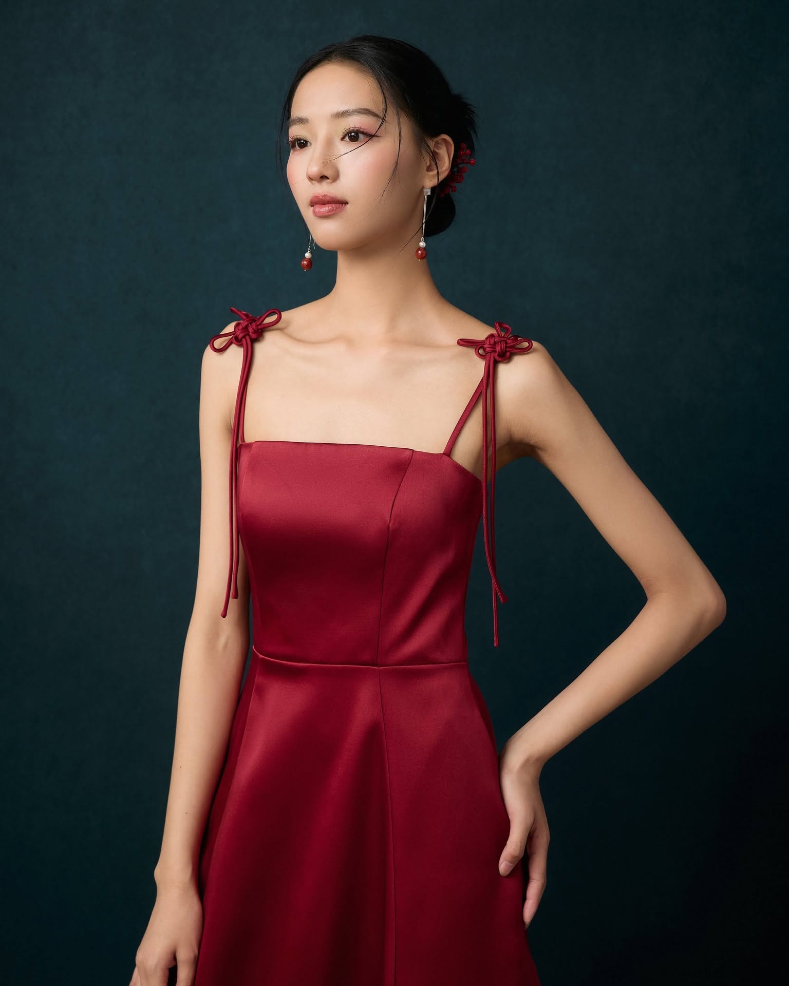 精致中国结吊带连身裙 D0100