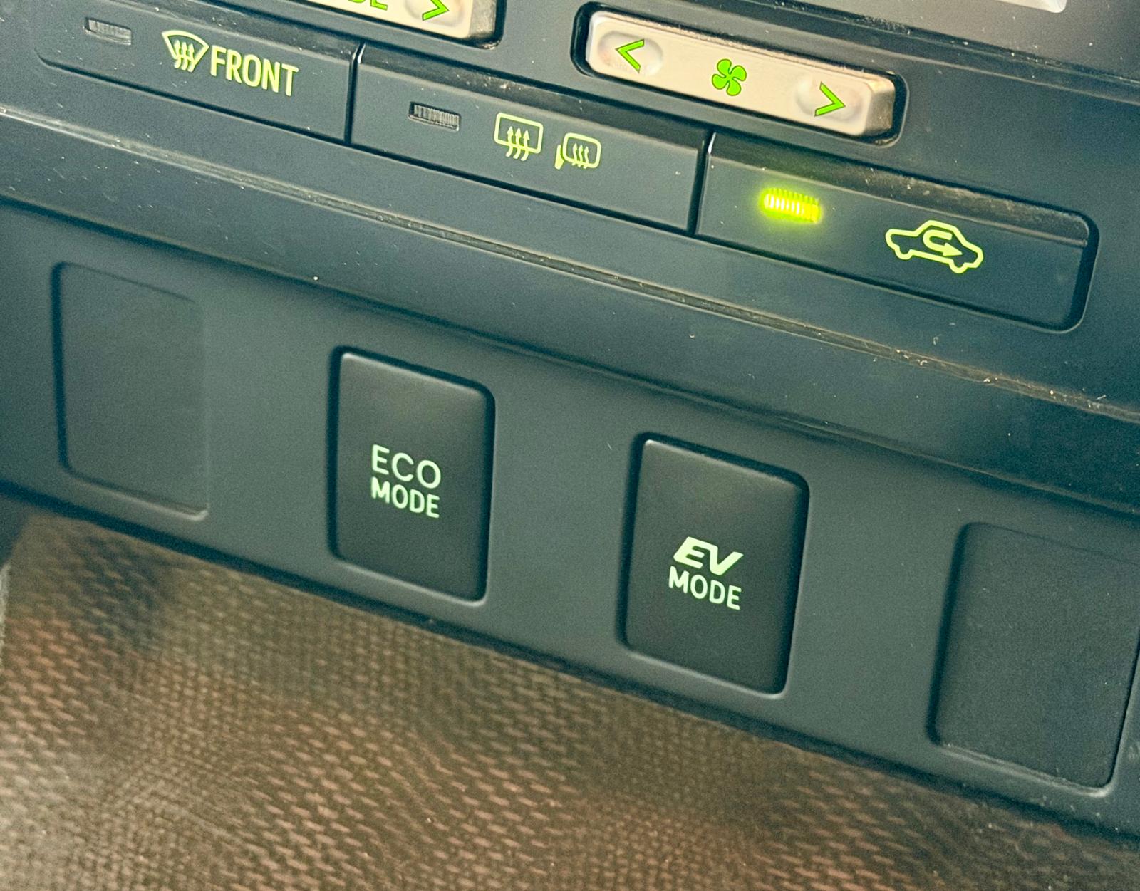 Toyota CAMRY 2.5 Hybrid 2012