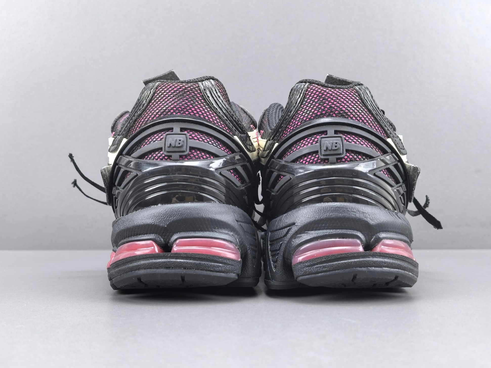 New Balance 1906A U1906AD