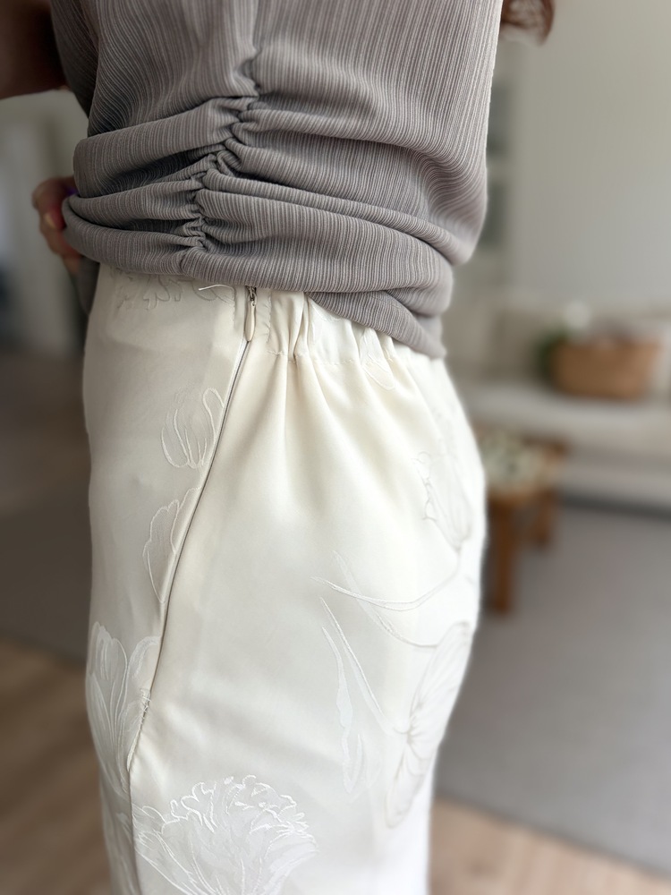 Floral Silky Skirt (Ivory)