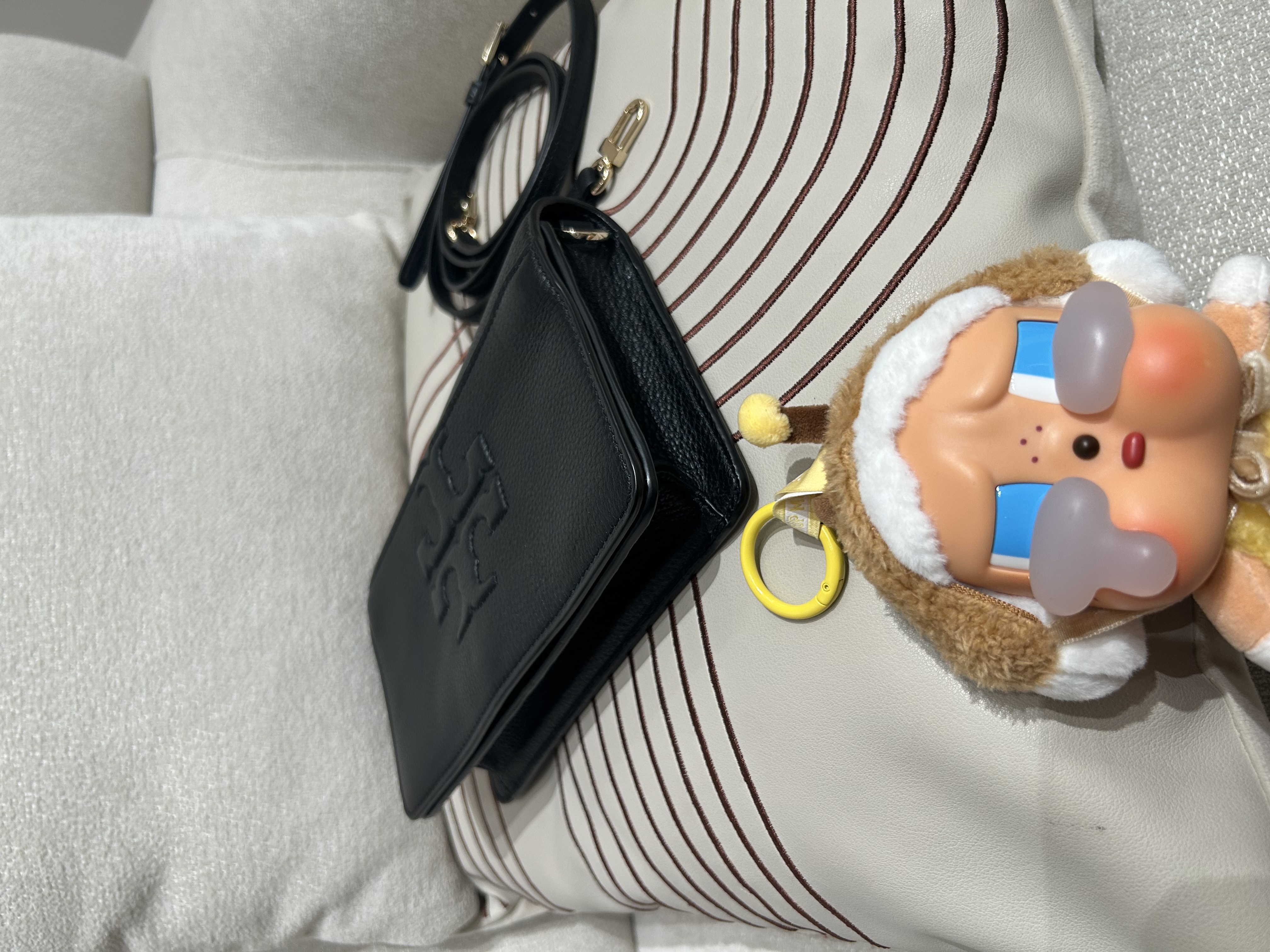 Tory Burch WOC Black Calfskin 100%Authentic, 95%New 