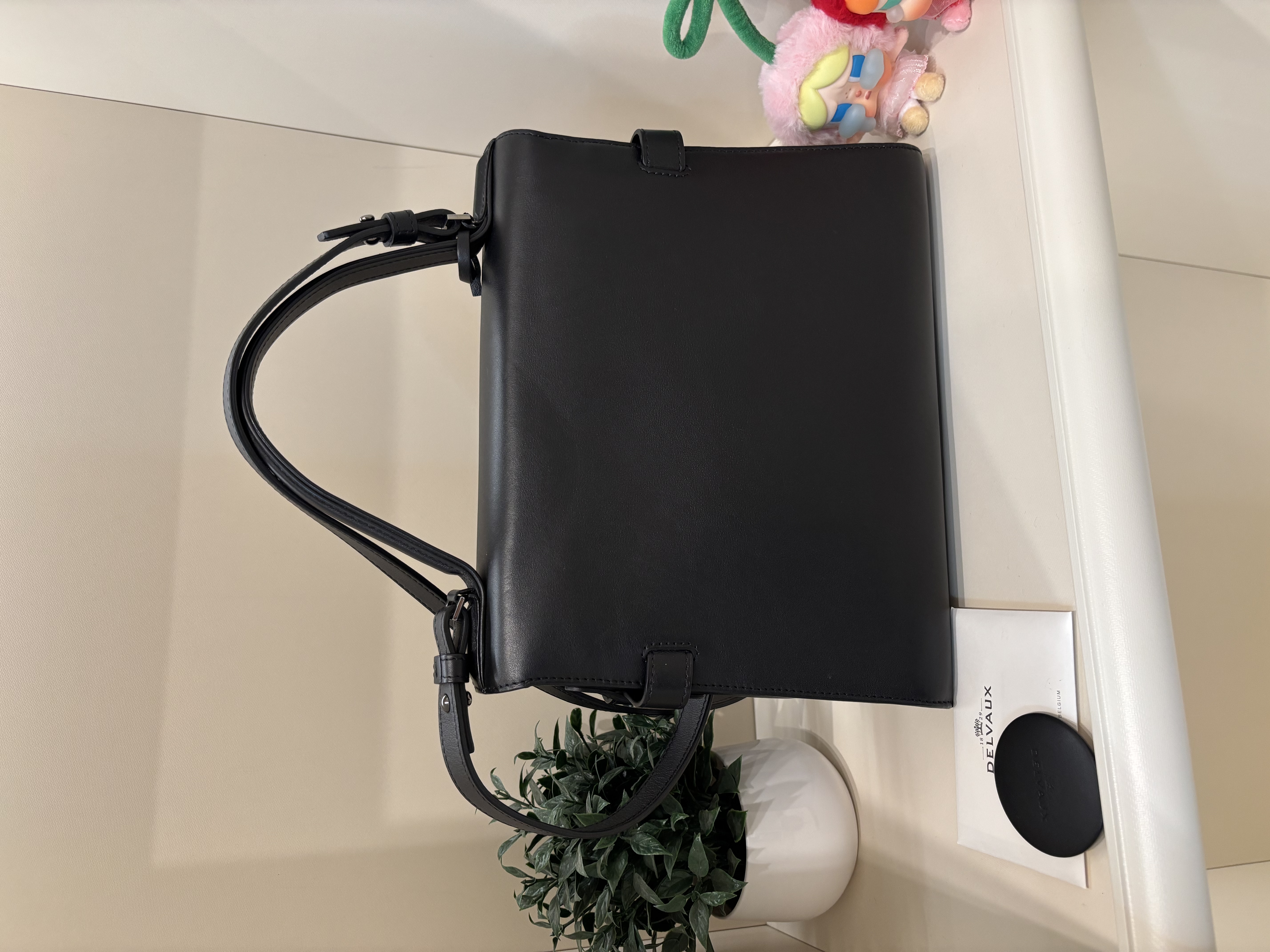 Delvaux tempete mm calfskin 2way bag black 100%Authentic ,95%new ✅mirror ✅ certificate ✅dust bag  