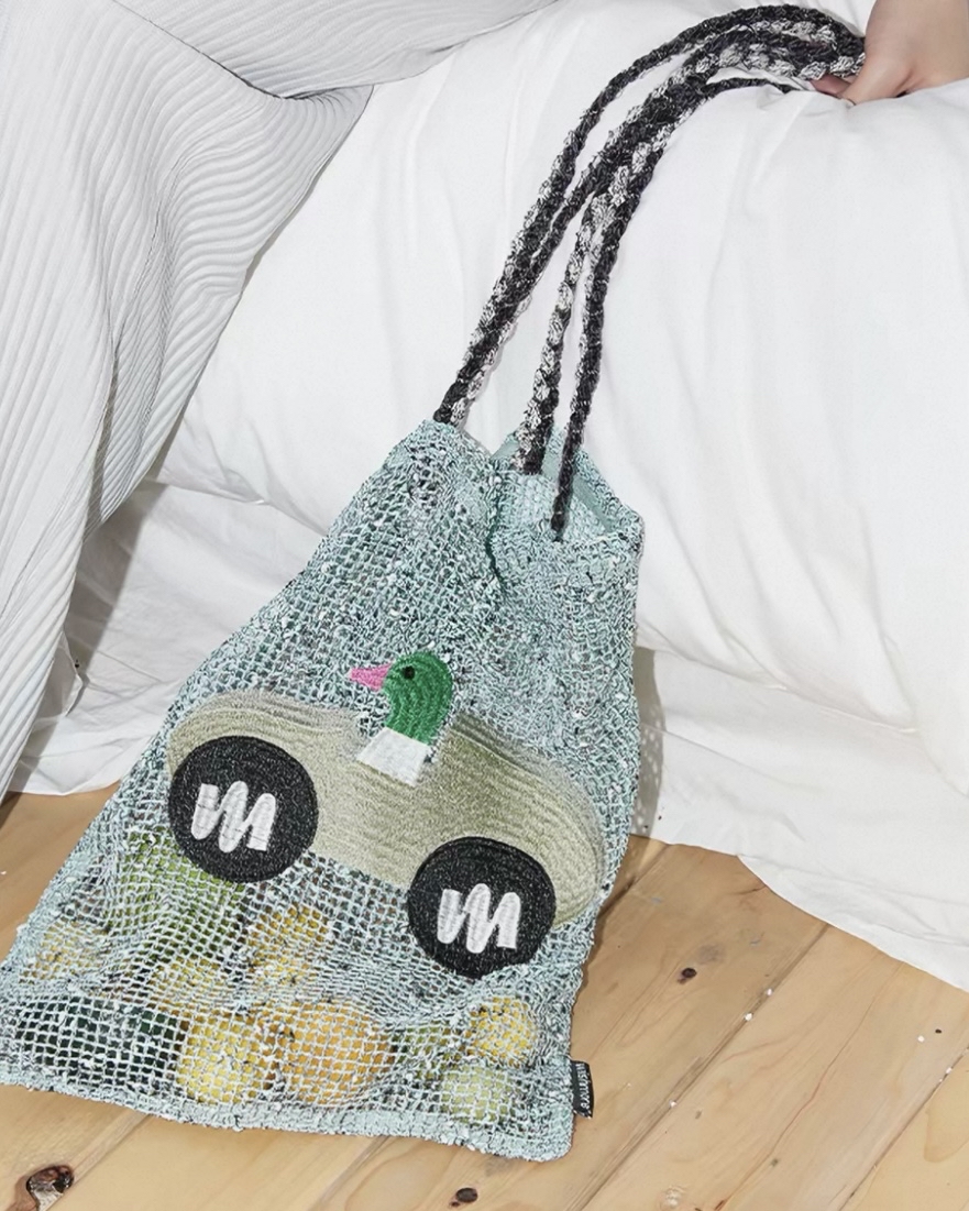 慵懶渡假風網眼托特包