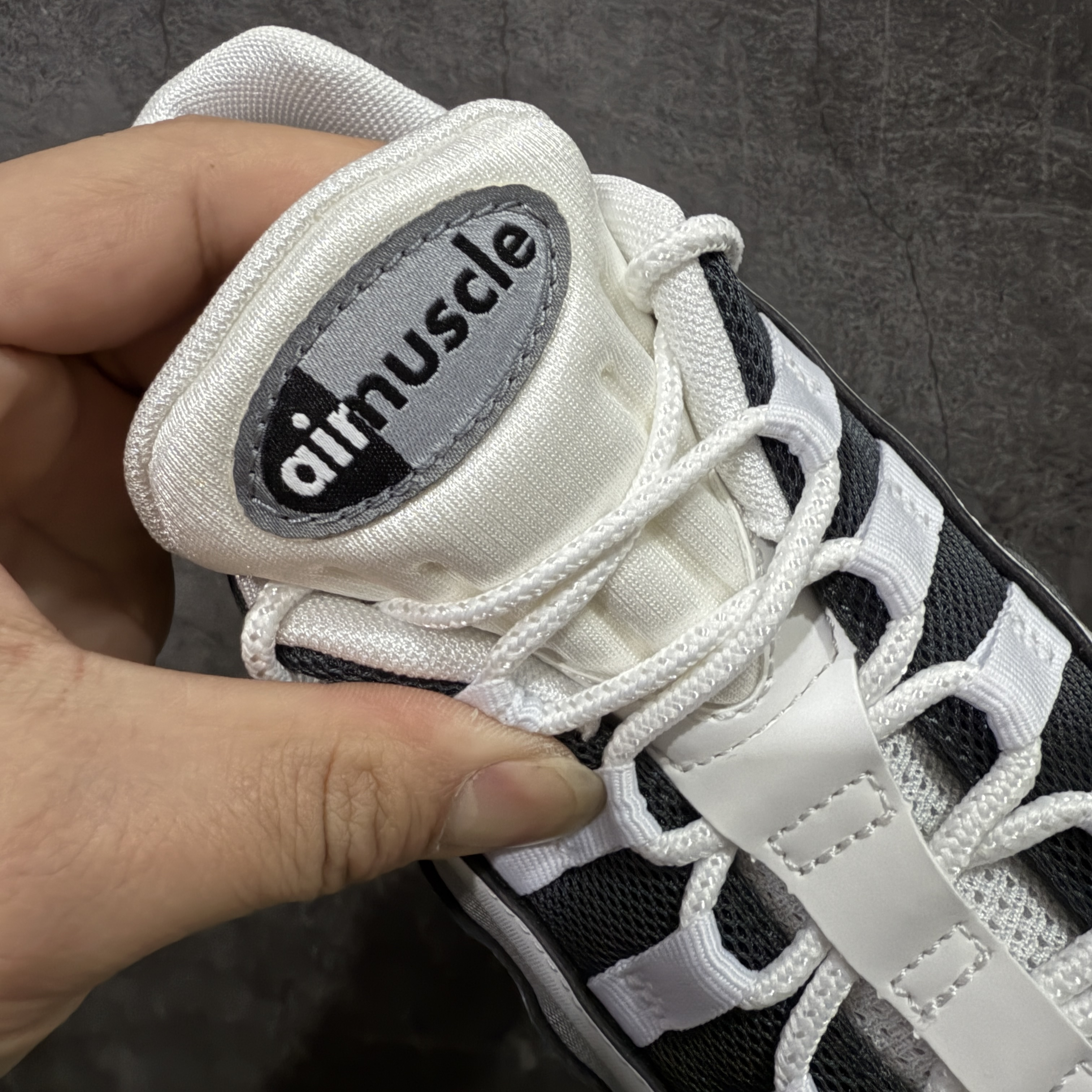 Nike Air Max Muscle 95Yu-Gi-Oh! Jonouchi II7404-100