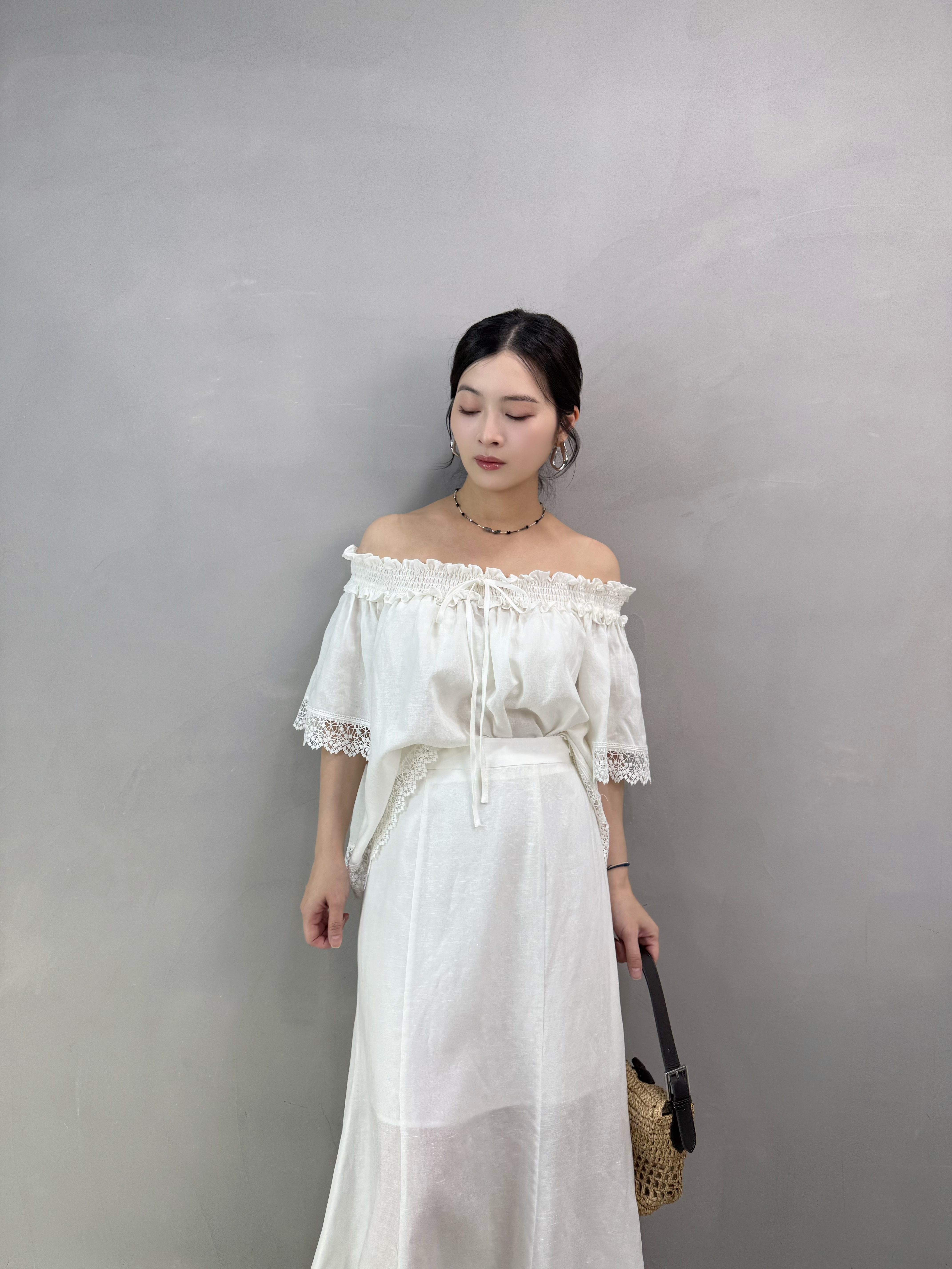 Y88 通花邊一字領top+裙set
