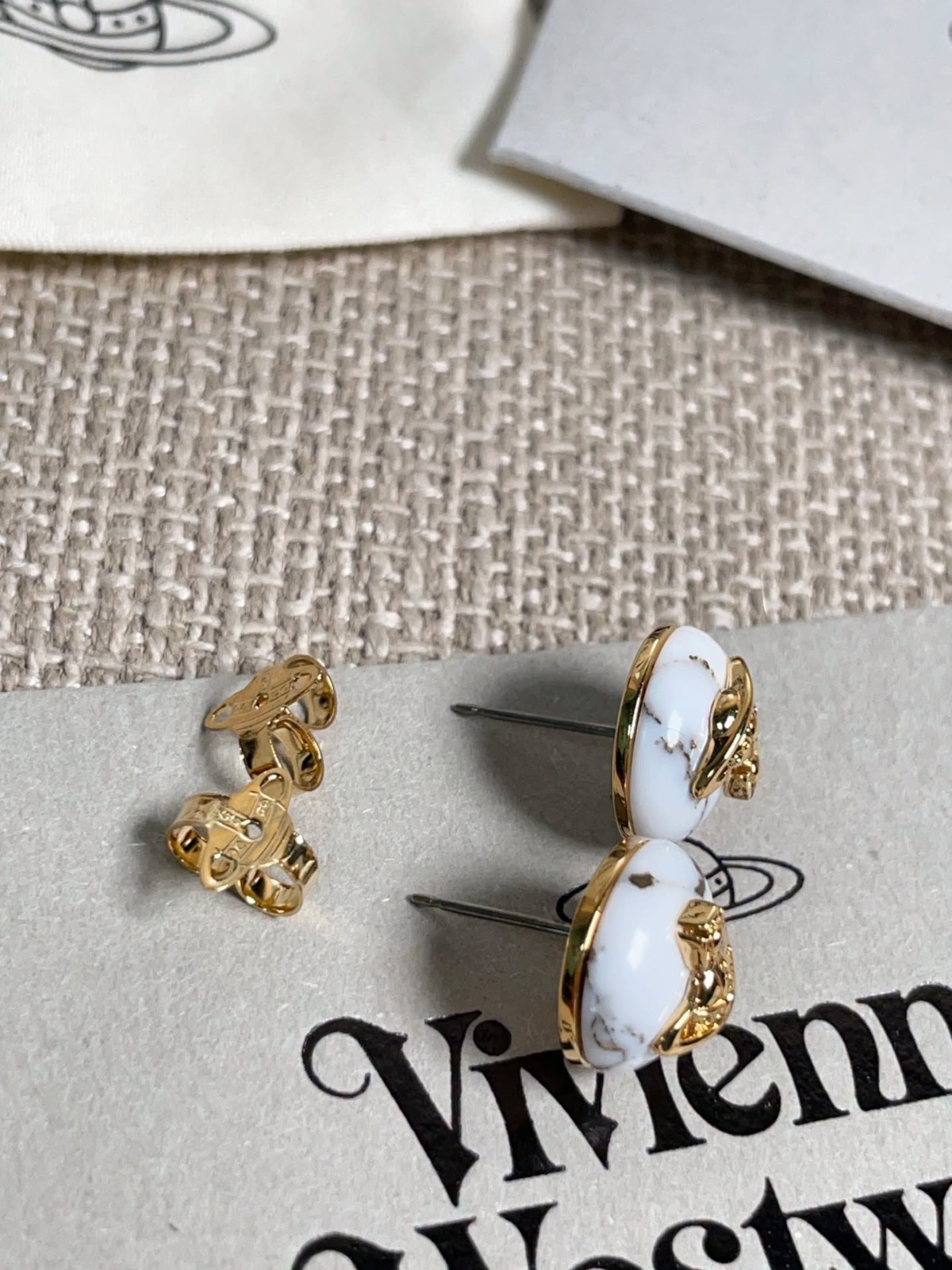 Vivienne Westwood 王冠球耳釘 連禮盒 