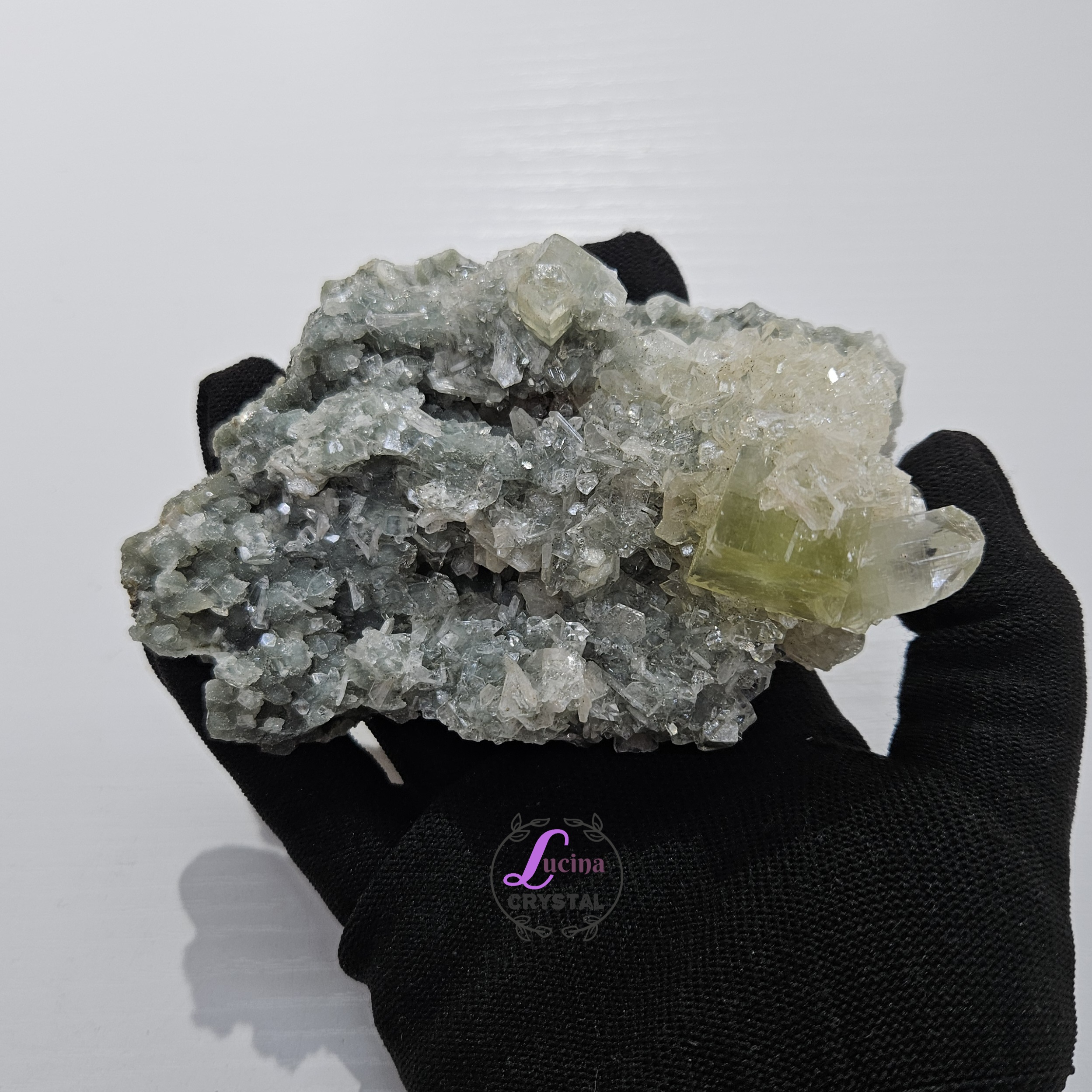(Co#8555) 藍軟糖底鑽石魚眼石/Blue Chalcedony Diamond Apophyllite 
