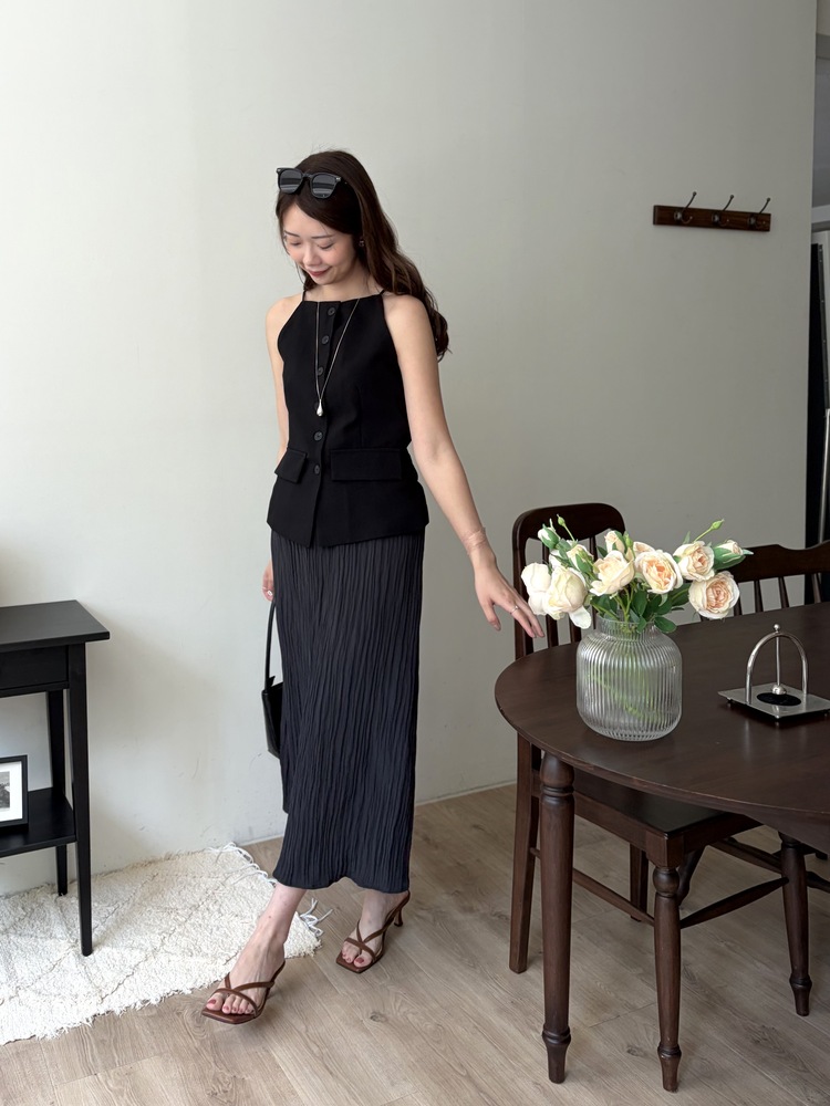 French Muse Vest Dress (Black)