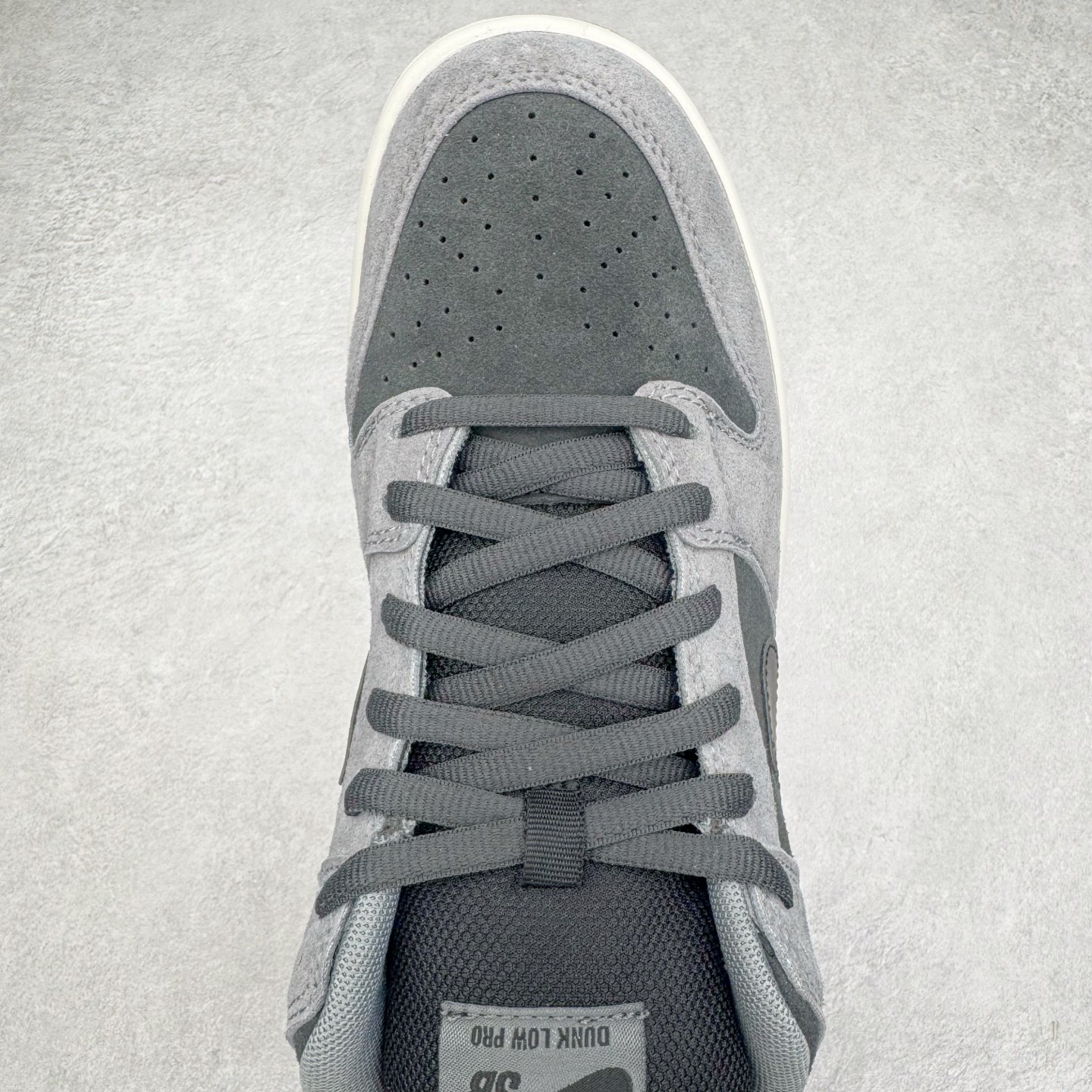 Nike SB Dunk Low Dark Smoke Grey HF3063-001