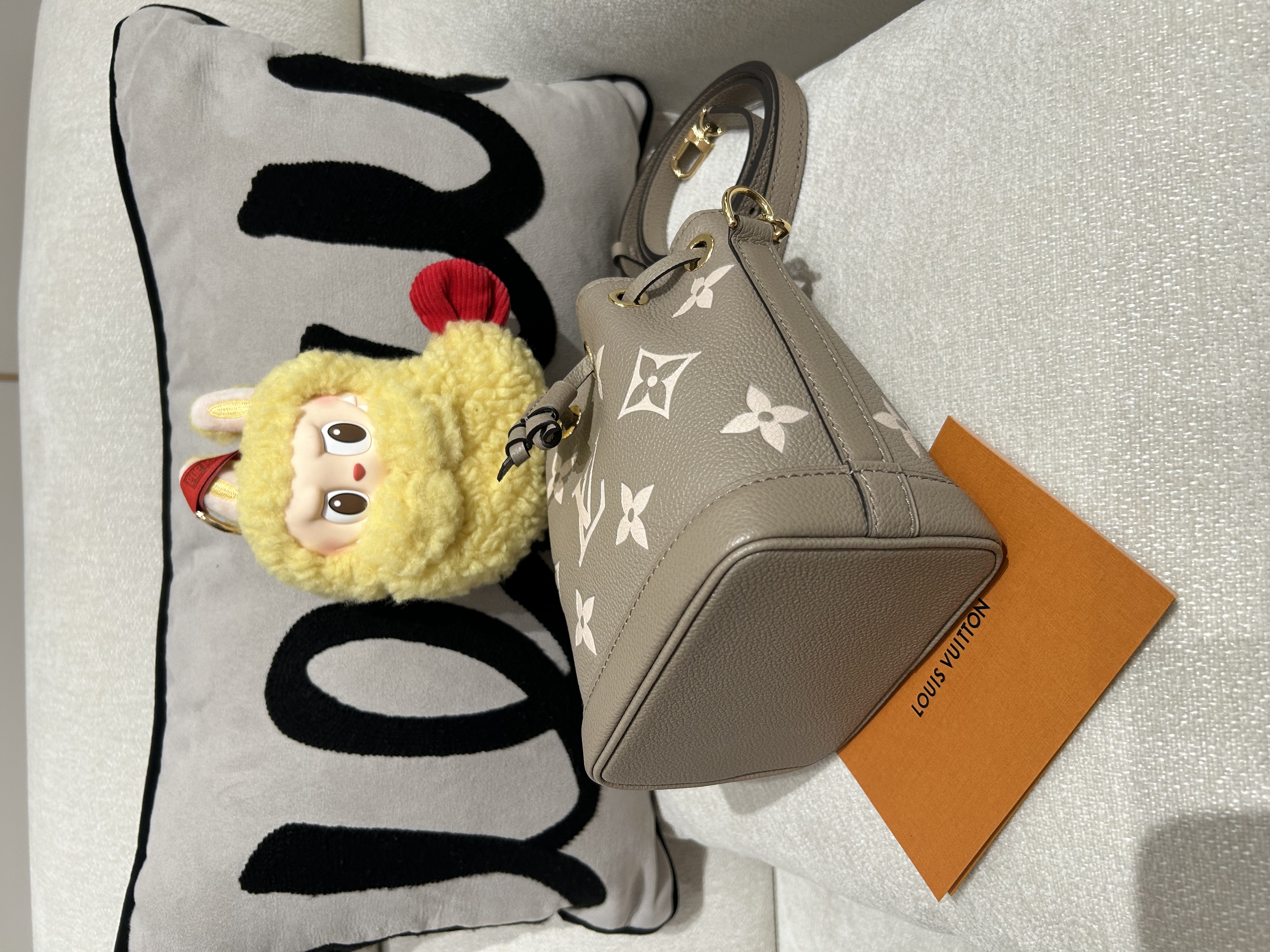 Lv Nano noe M46291 Bicolor Monogram Empreinte Leather 100%Authentic,98%New ✅專門店收據✅塵袋✅Box