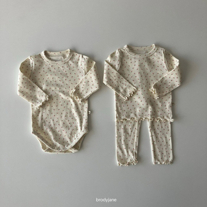 🇰🇷Brodyjane suit