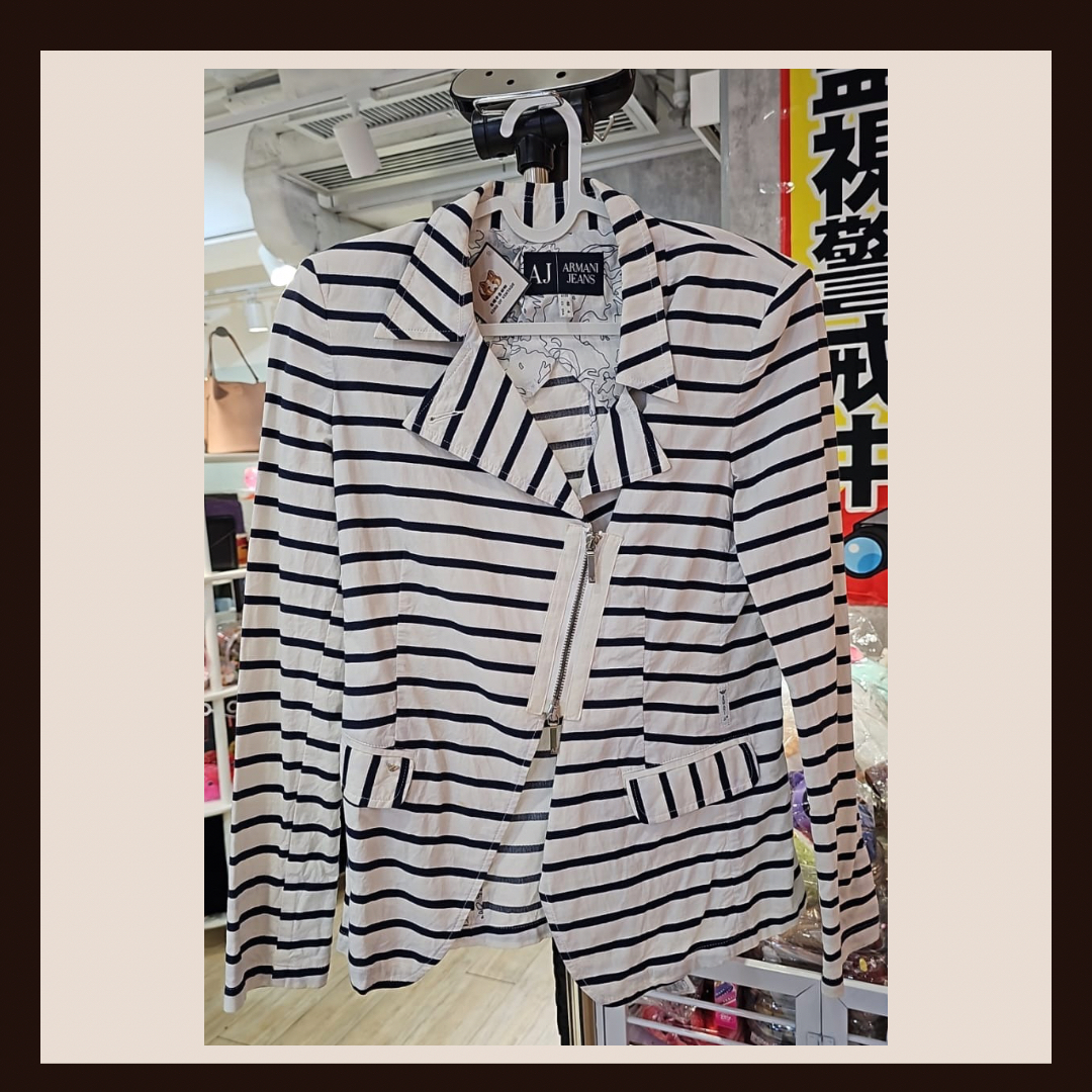 ⚓ 時尚航海風！Armani Jeans 經典橫條紋拉鍊西裝外套