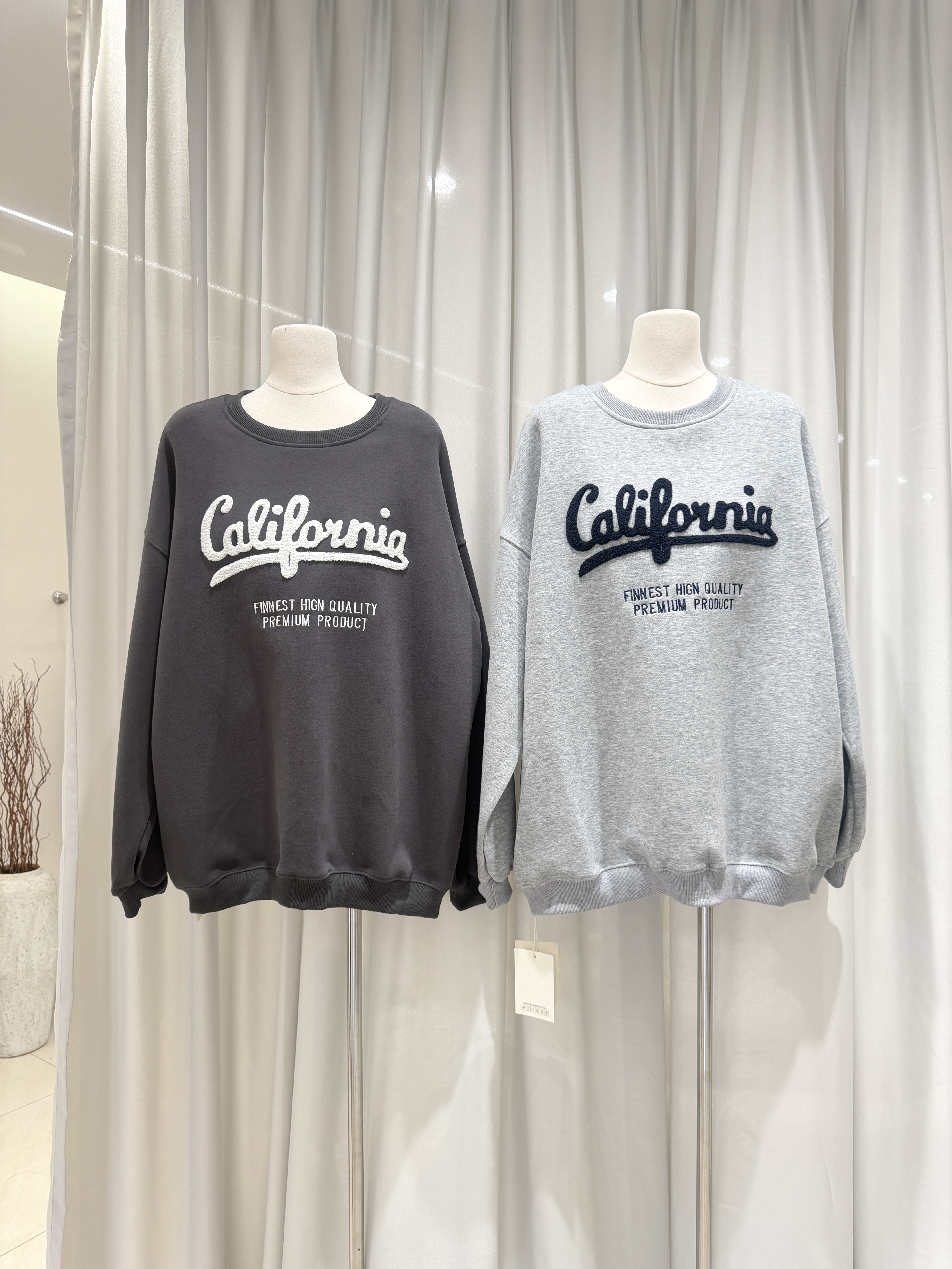 6713 韩系毛绒字母卫衣