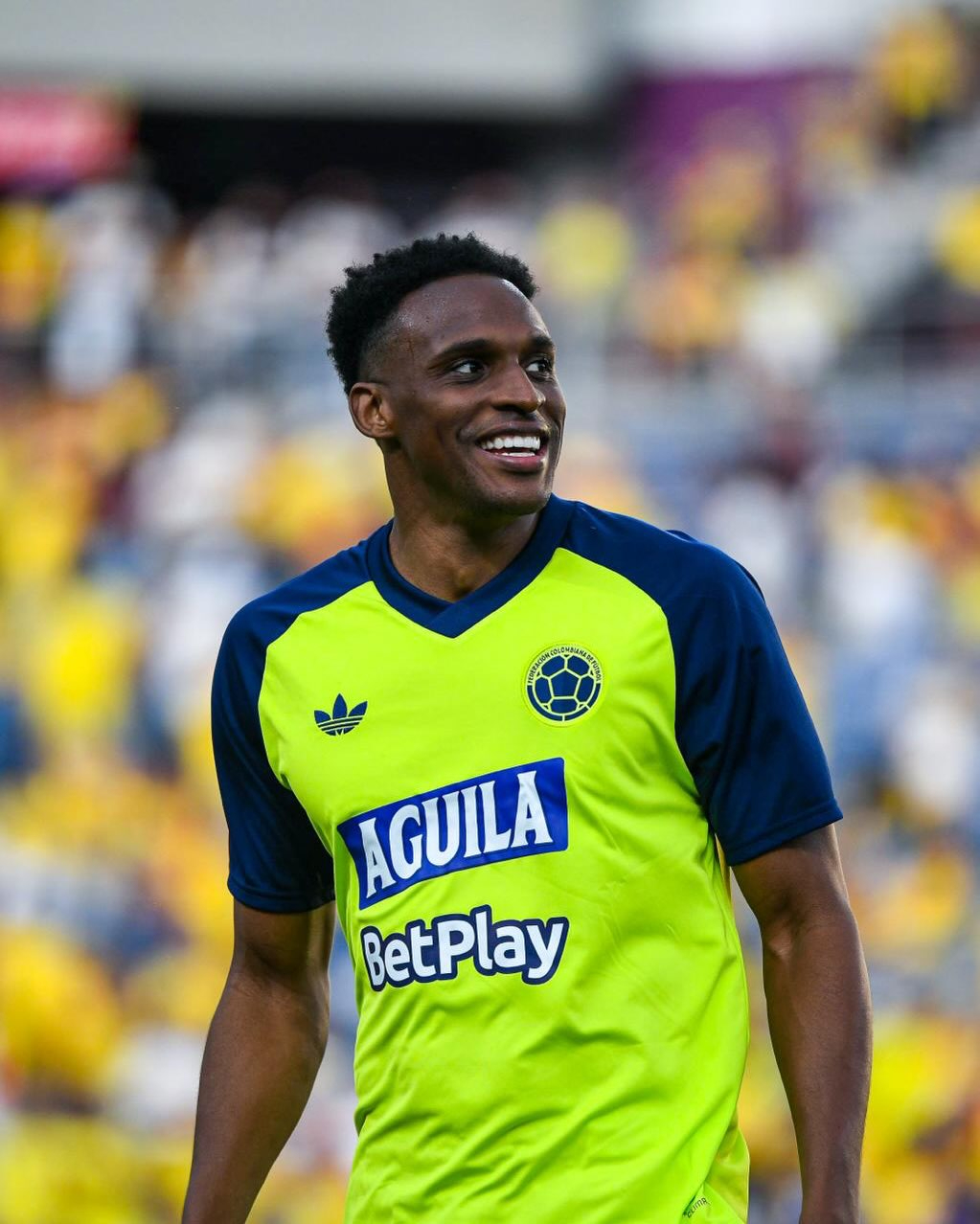 Adidas Colombia 哥倫比亞 2026-27 作客賽前訓練球衣 (可加印球員版贊助) JZ6239