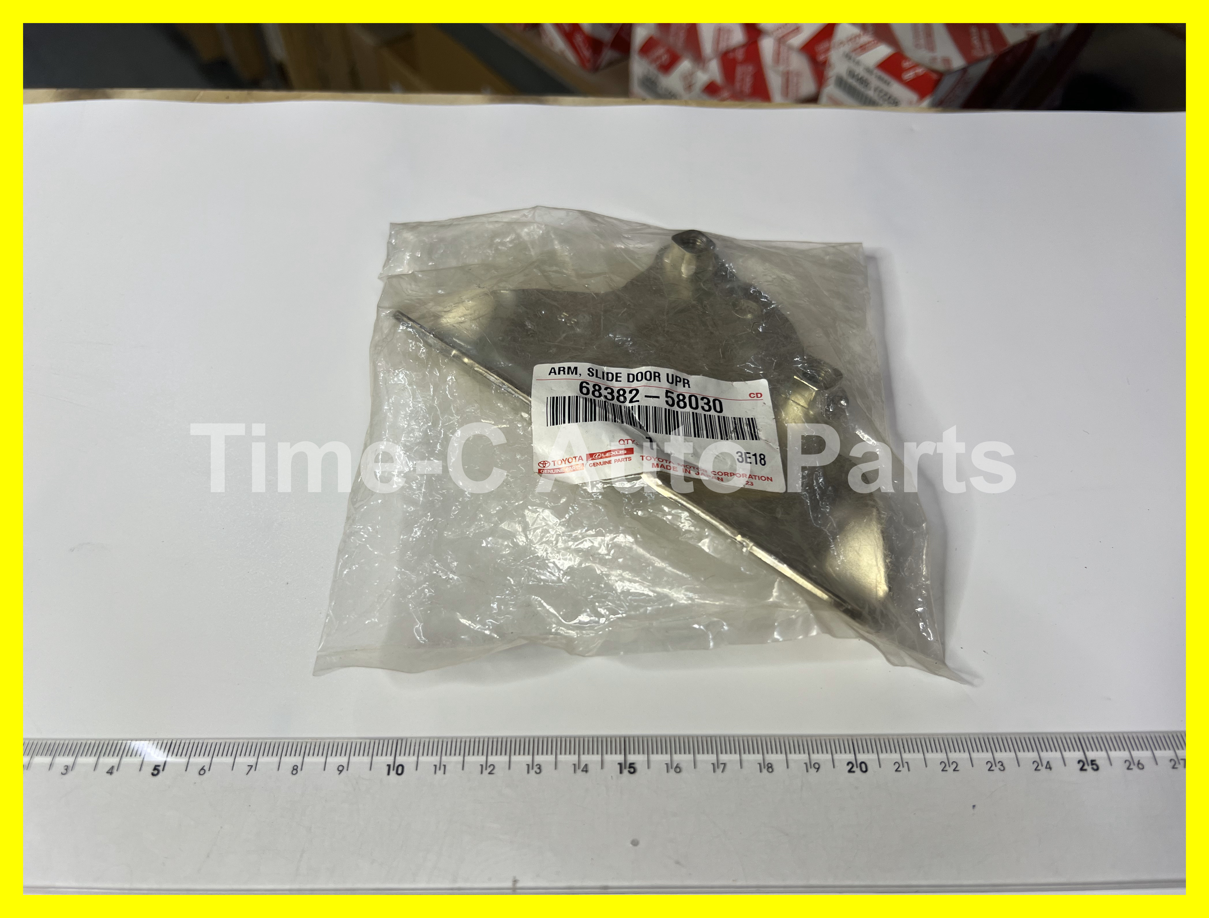 左中門上托轆 68382-58030 - Toyota Alphard Vellfire 30系