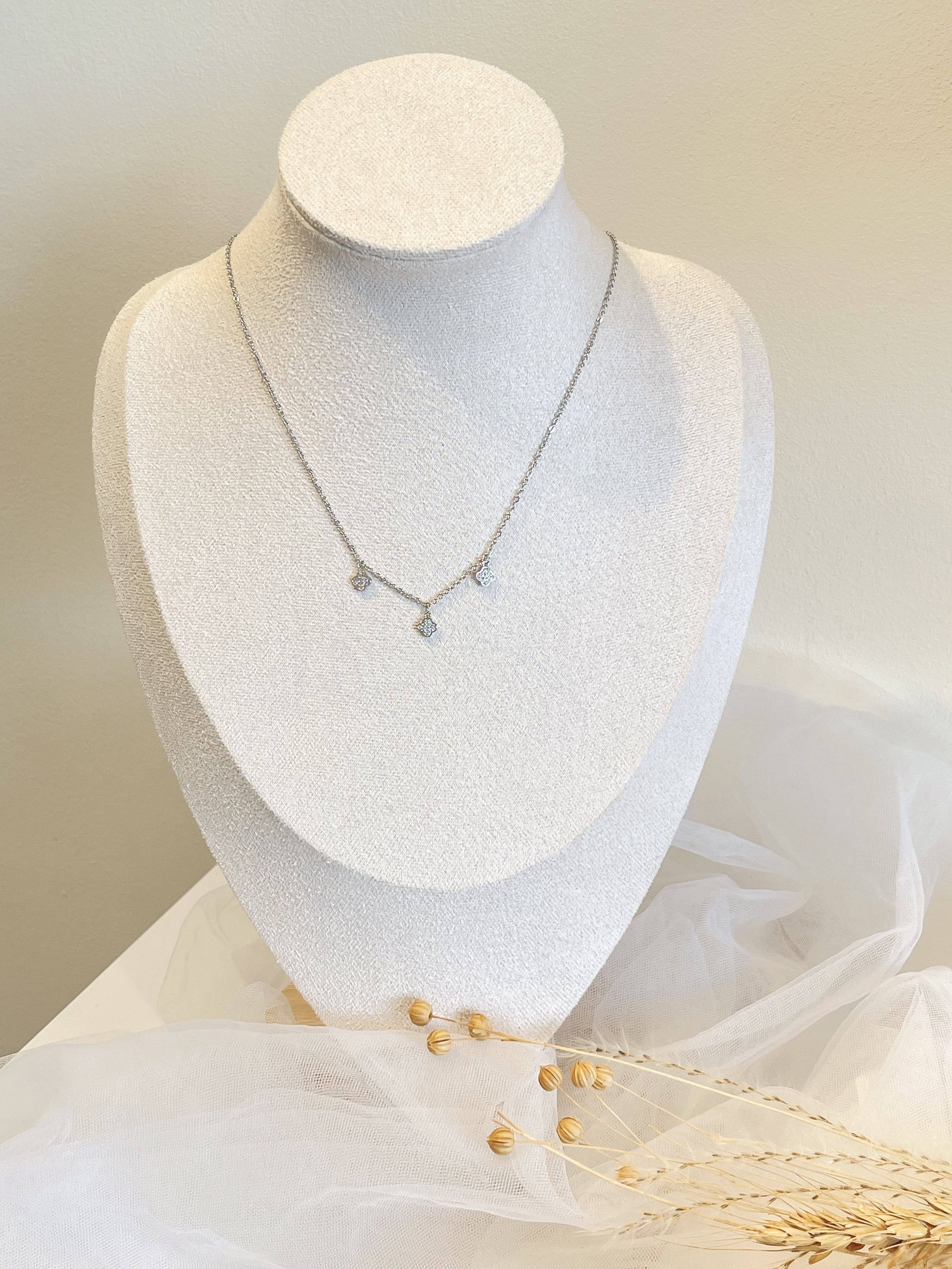 极简风 小巧锆石四叶草镀金项链