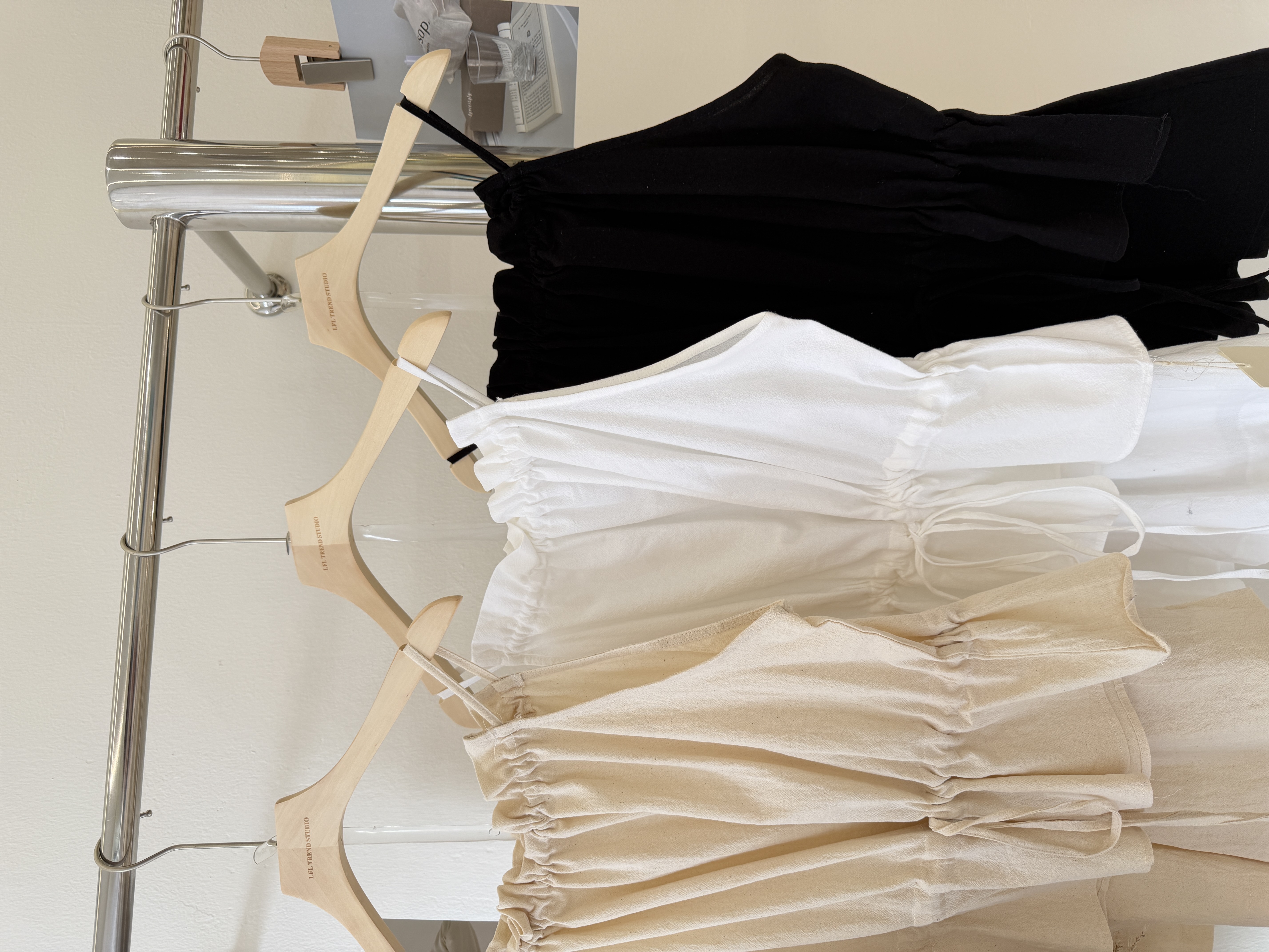 6532 百搭气质挂脖两件套