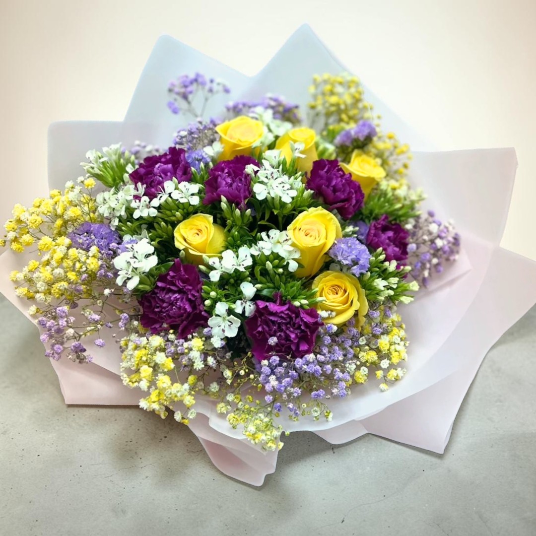 👉🏻鮮👈🏻紫色康乃馨丨黃玫瑰 6x6丨母親節大花束