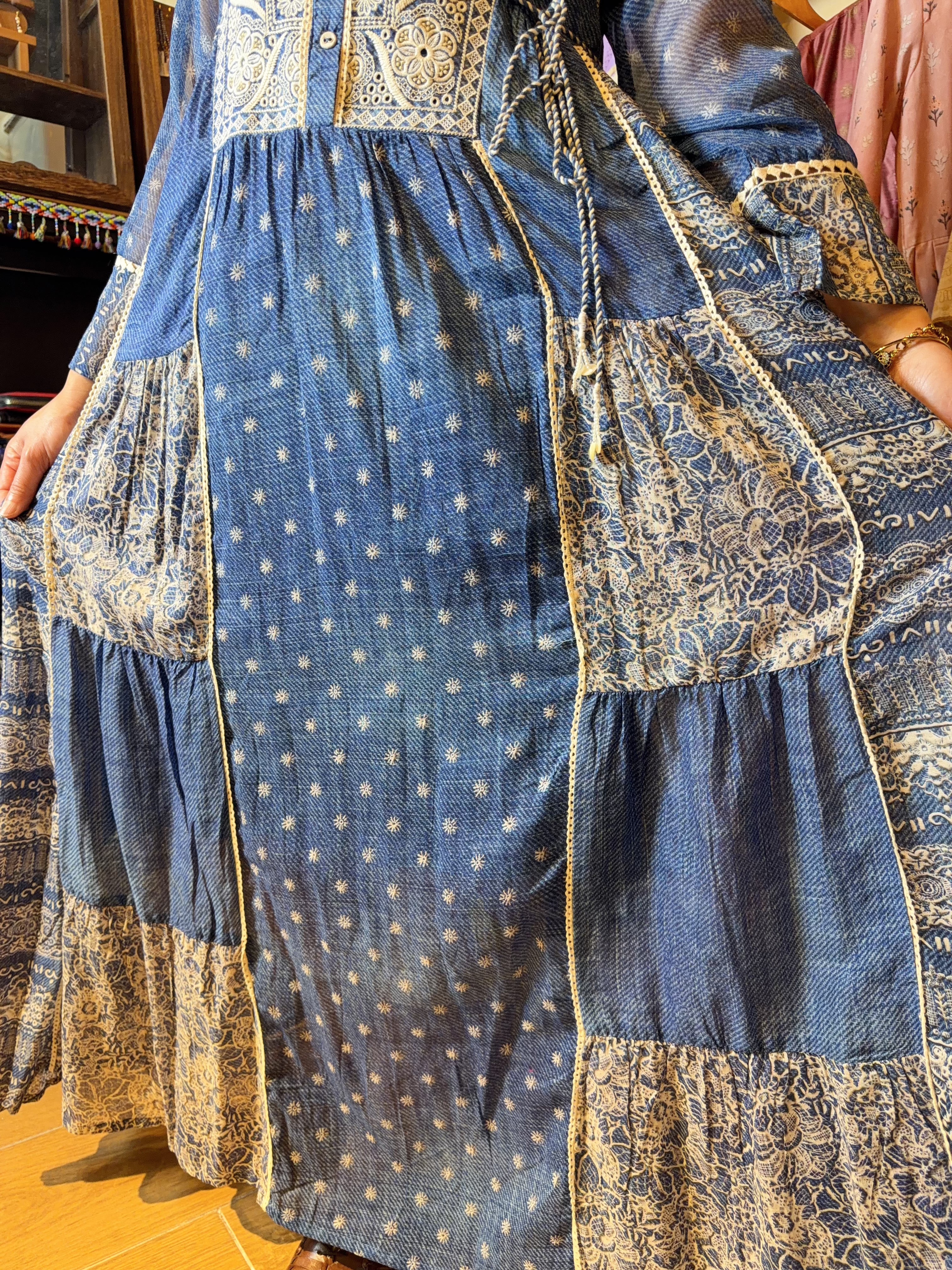 Blue x White Floral Emb. 4-Rope OP 49" #1415