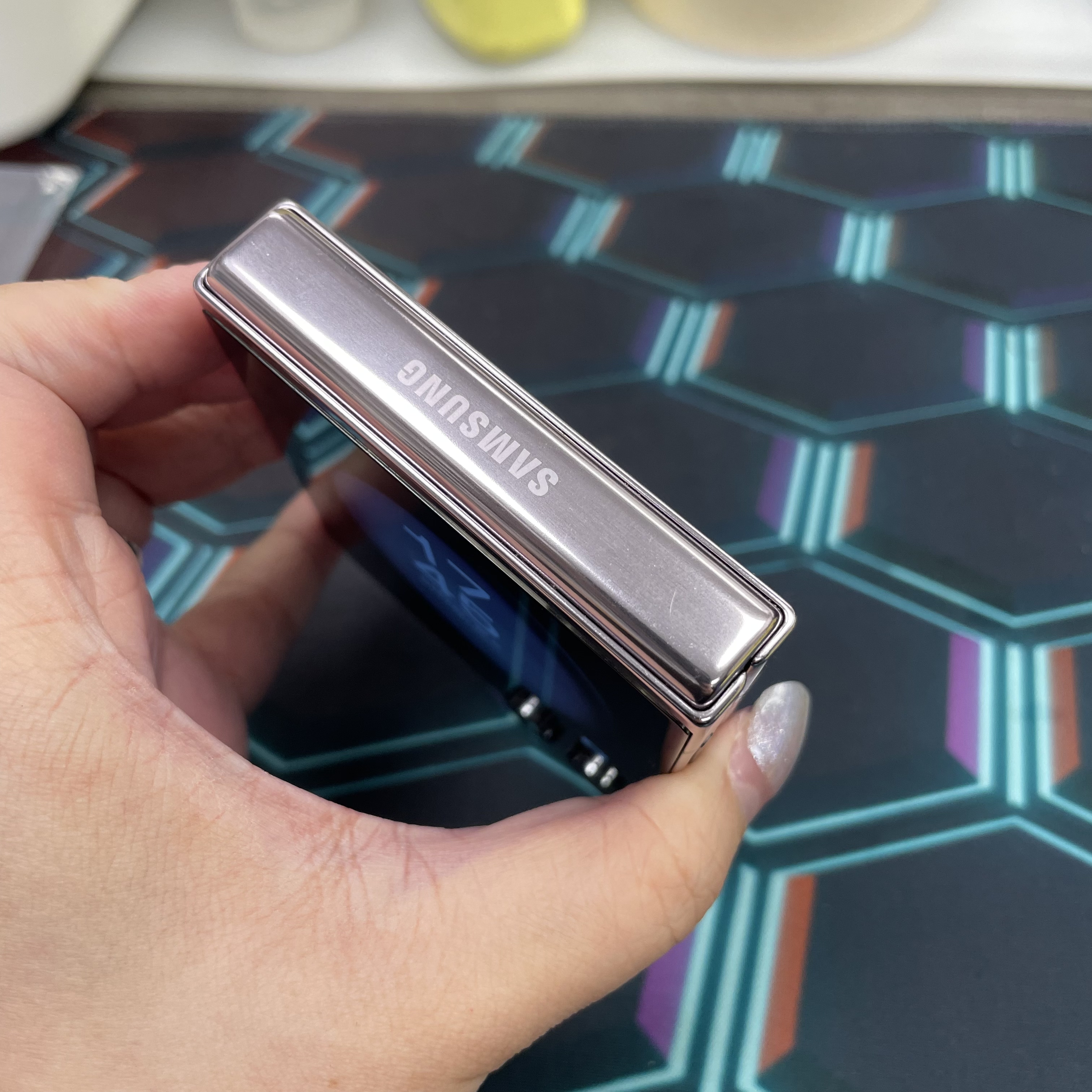 *7260 Galaxy Z Flip 5 勁靚機 8+512GB 粉色 pink