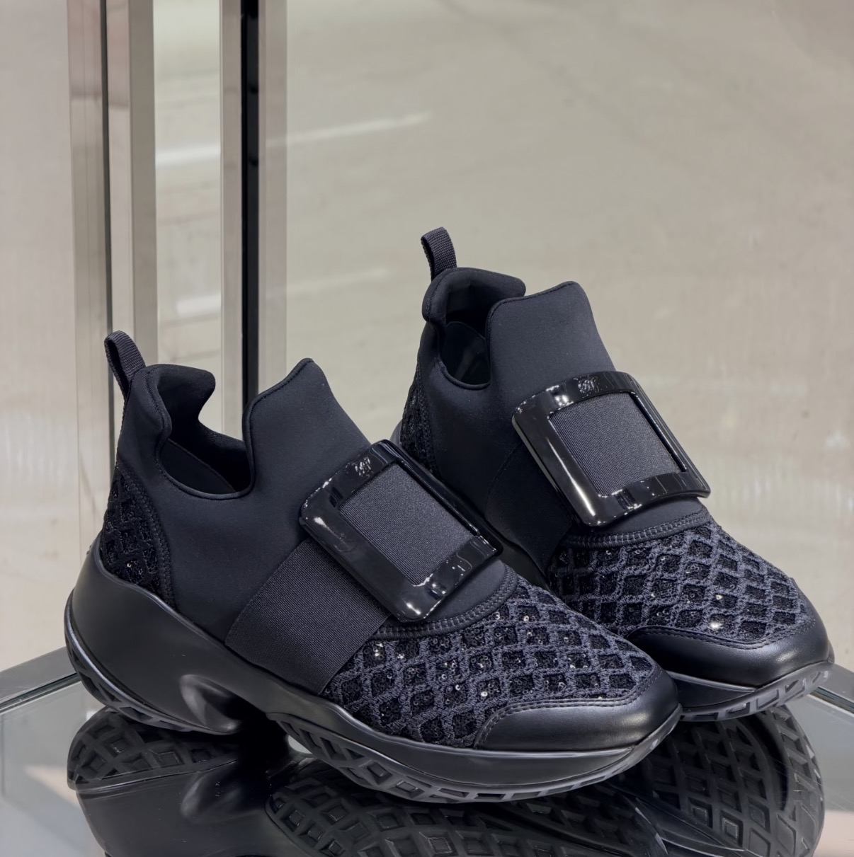 限時優惠✨新色🆕訂貨🍒RV VIV’ Run 黑色暗閃sneaker 增高7cm ! Size 36 36.5 37 39 40 41