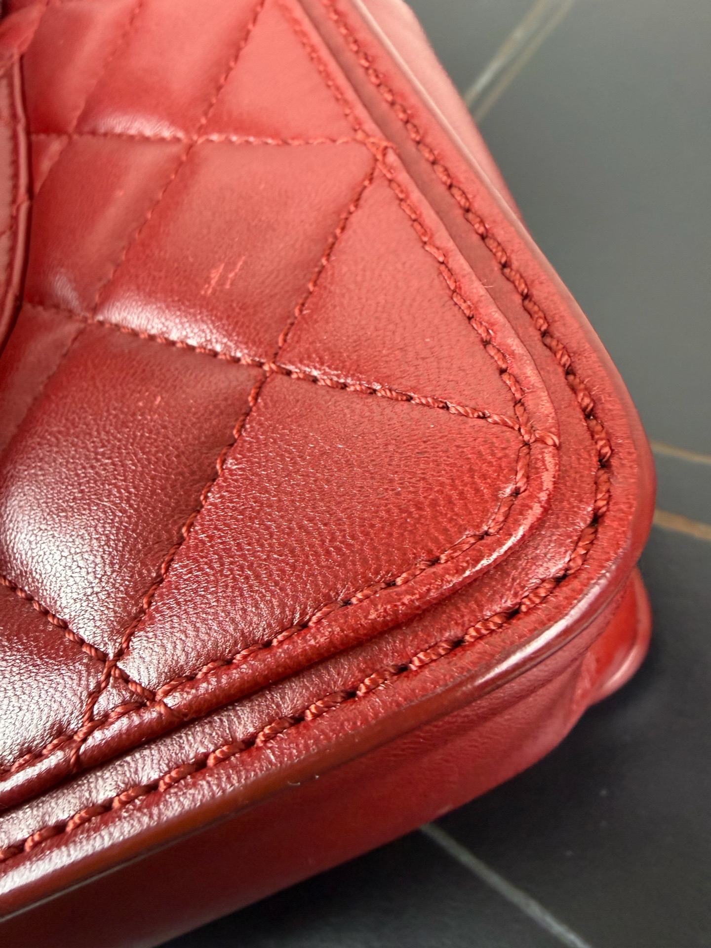 【預訂貨品】Chanel CF系列紅色羊皮郵差包